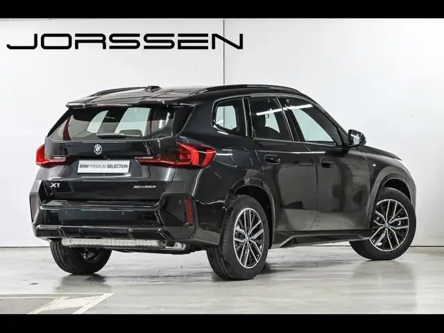 BMW X1 view 2