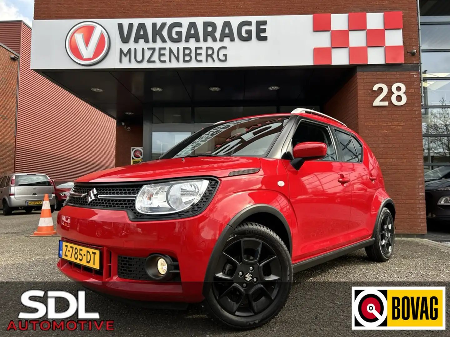 Suzuki Ignis 1.2 Select // CAMERA // APPLE-ANDROID AUTO // AIRC Rood - 1