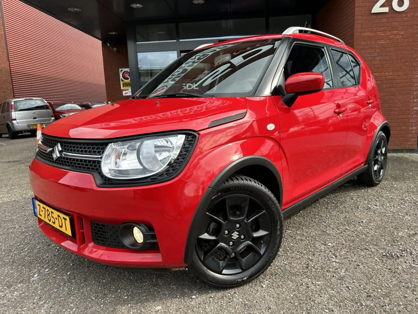 Suzuki Ignis 1.2 Select // CAMERA // APPLE-ANDROID AUTO // AIRC Rood - 2
