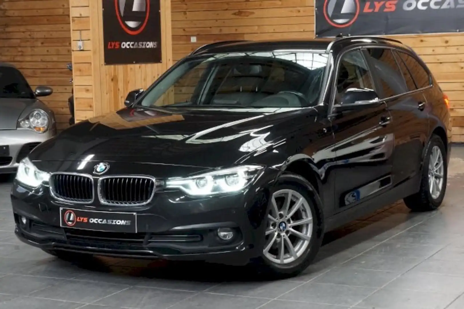 BMW 316 d AdBlue (EU6c) Noir - 1