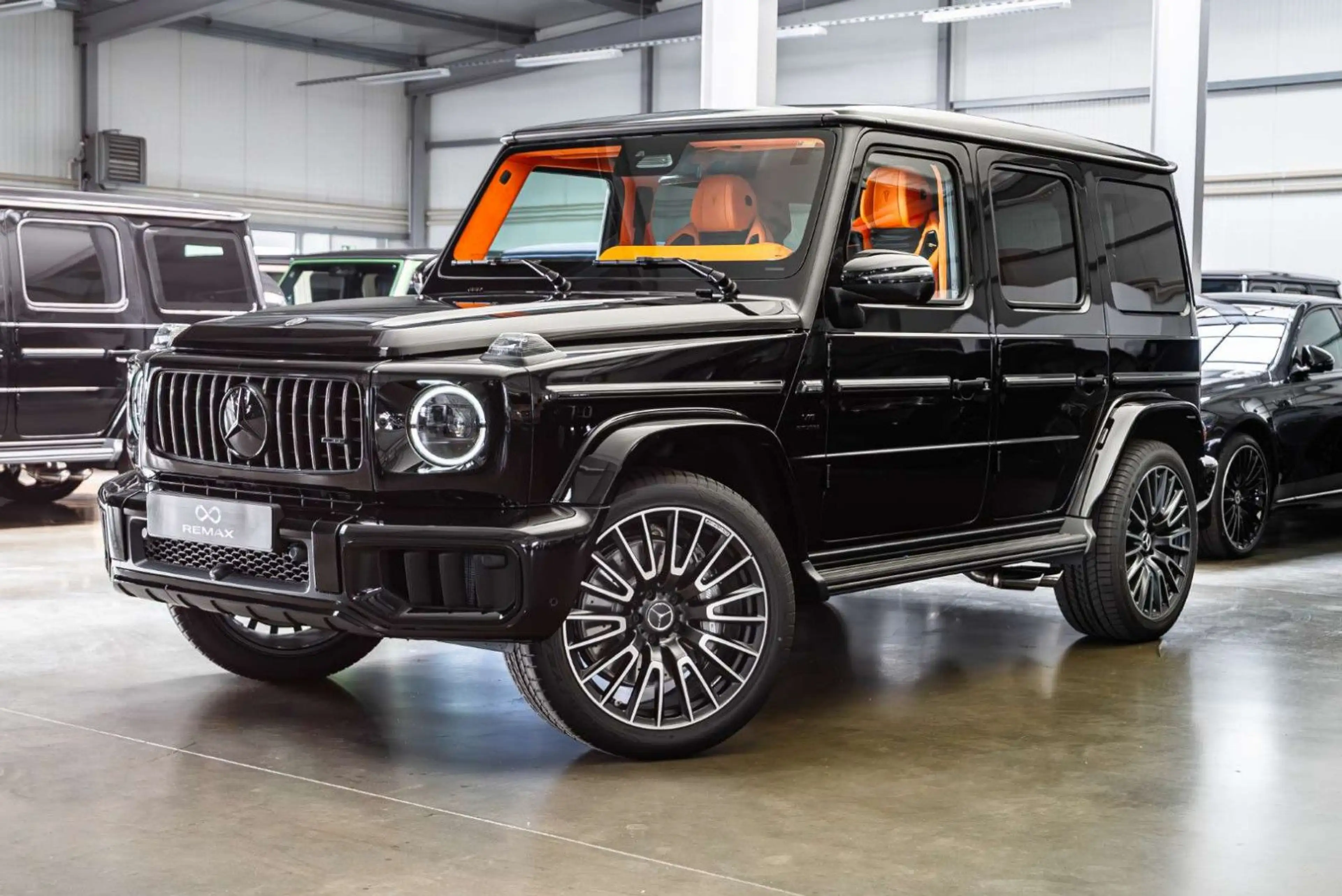Mercedes-Benz G 63 AMG / FULL CARLEX ORANGE SPORT SEATS — photo 10