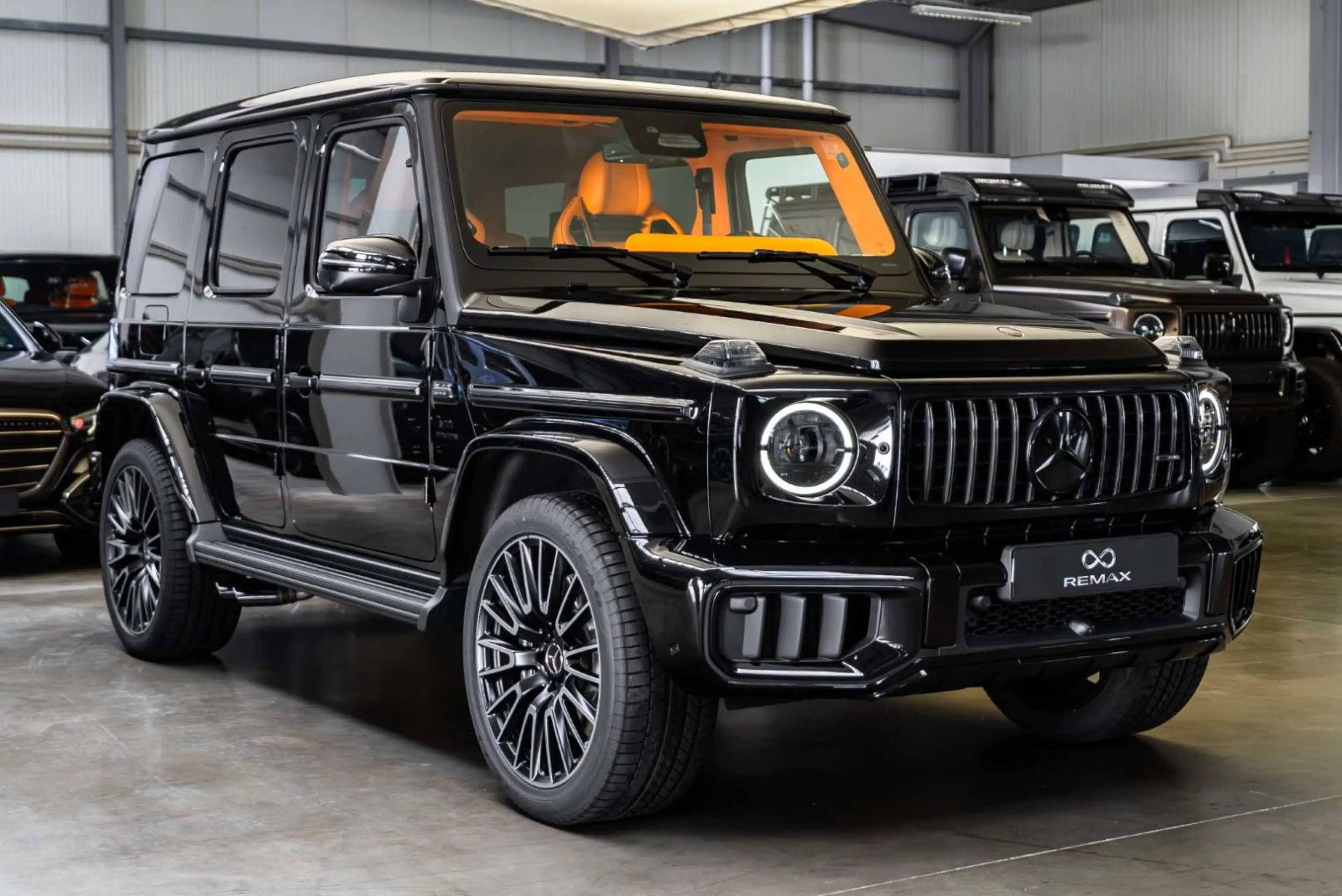 Mercedes-Benz G 63 AMG / FULL CARLEX ORANGE SPORT SEATS — photo 12
