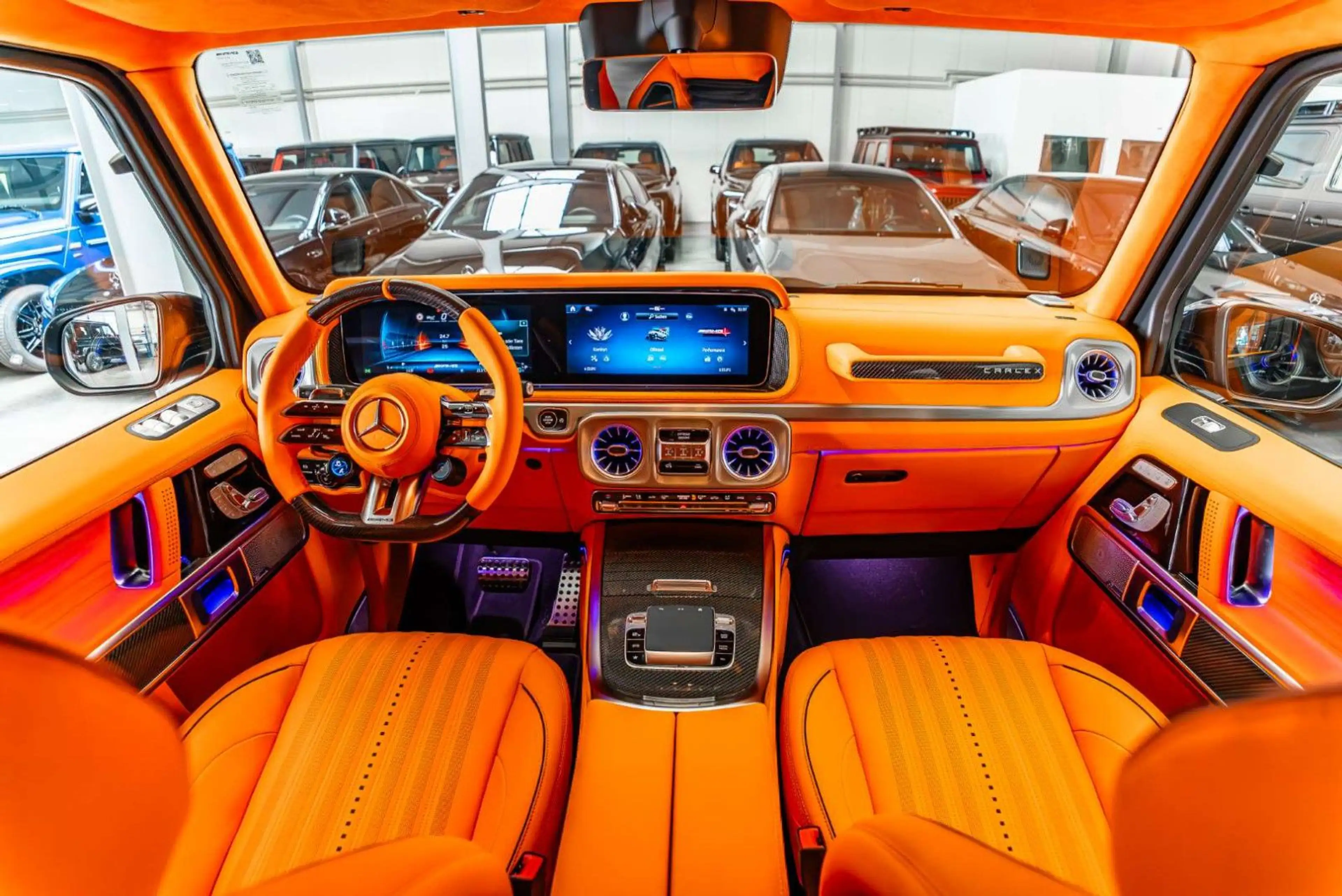 Mercedes-Benz G 63 AMG / FULL CARLEX ORANGE SPORT SEATS — photo 2