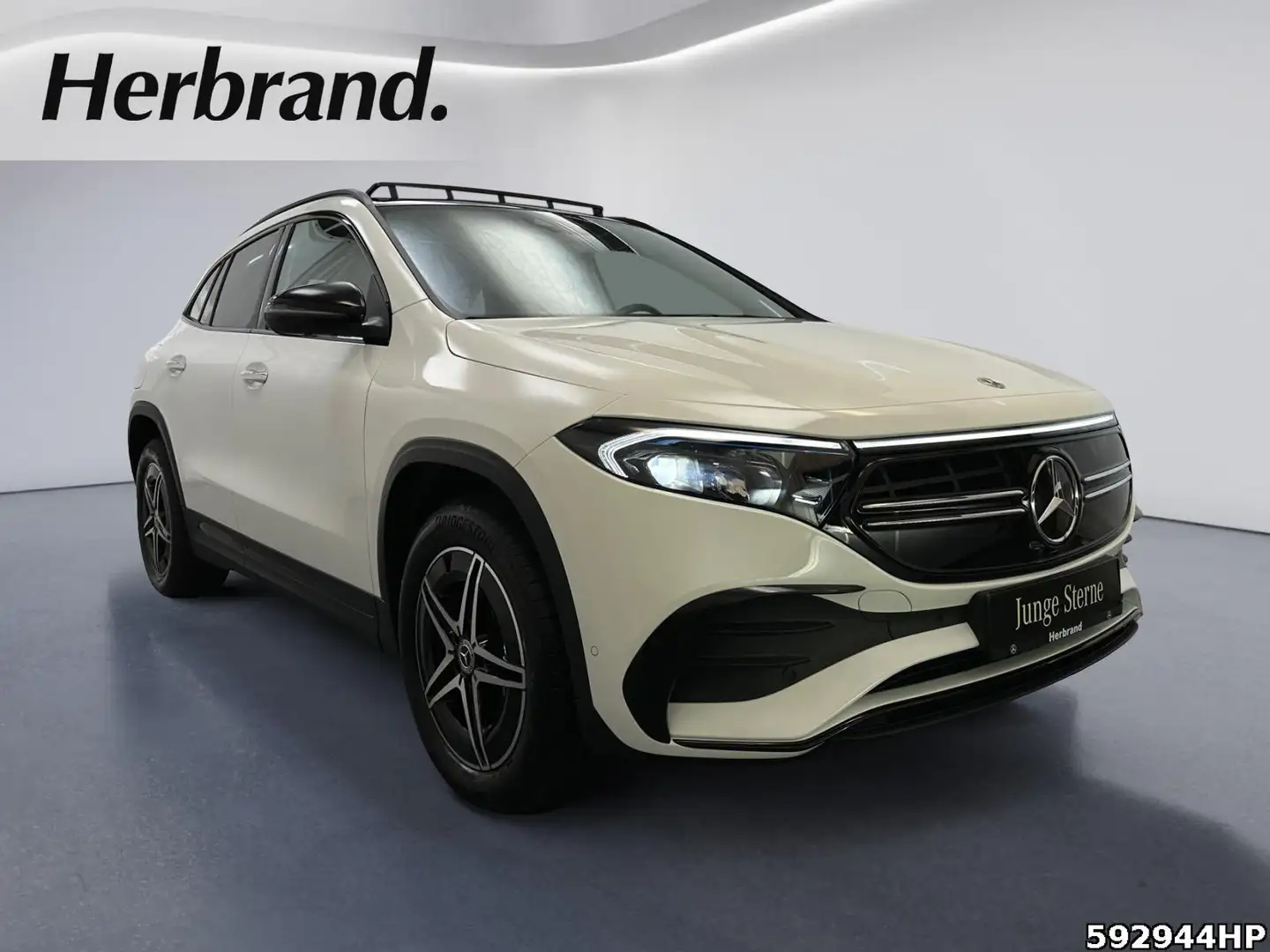 Mercedes-Benz EQA 250 AMG Night Pano 360° Ambiente Easy Pack. Weiß - 2