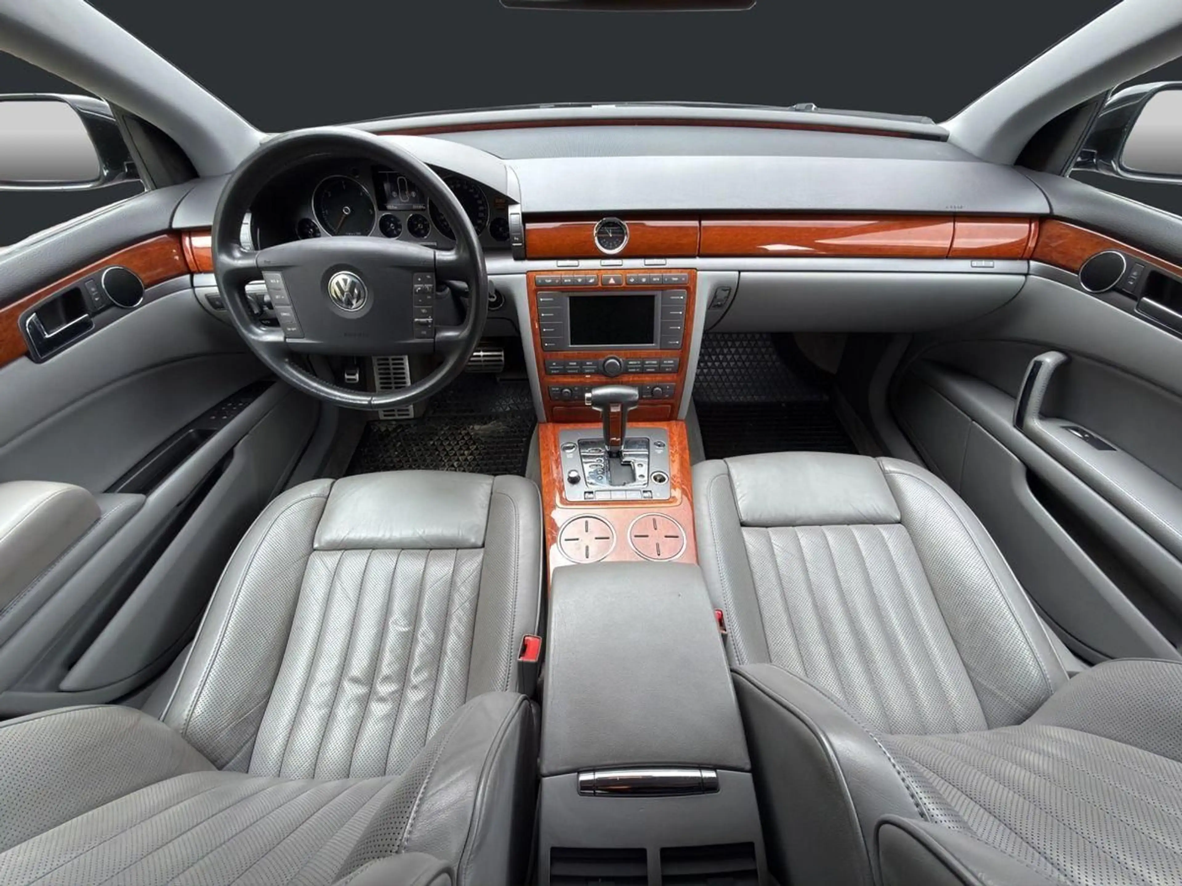 Volkswagen Phaeton TDI 3.0 4Motion*Xenon*PDC*Klima* — photo 14