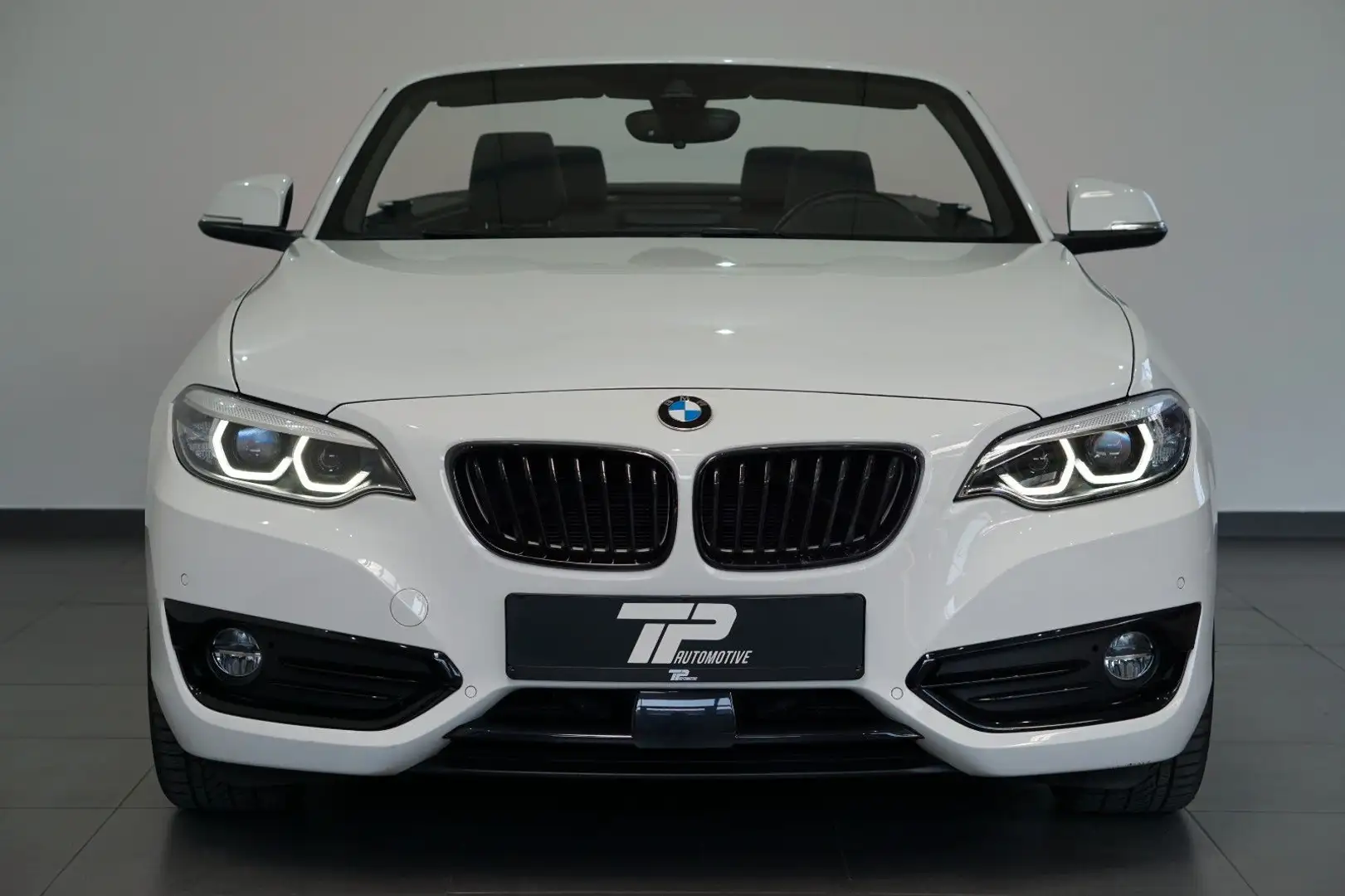BMW 220 i Cabrio Aut. Sport Line *Leder *LED *Navi Wit - 2