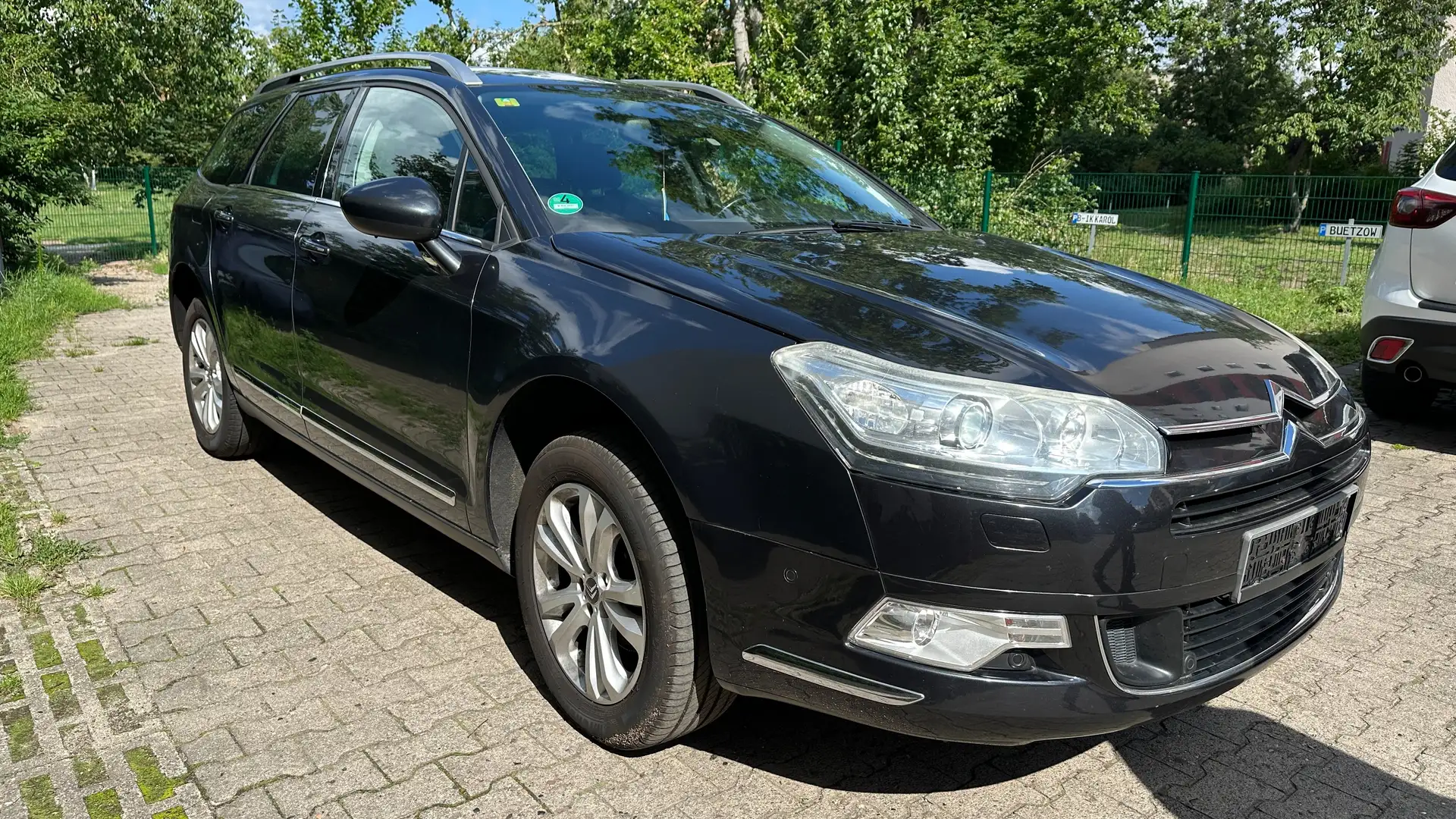 Citroen C5 C5 Tourer HDi 165 FAP Aut. Exclusive Schwarz - 2