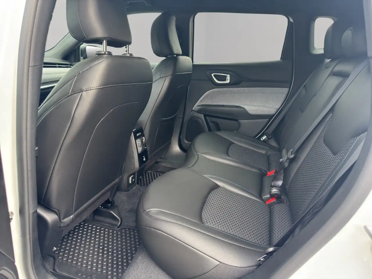 Jeep Compass fotografie Jeep Compass