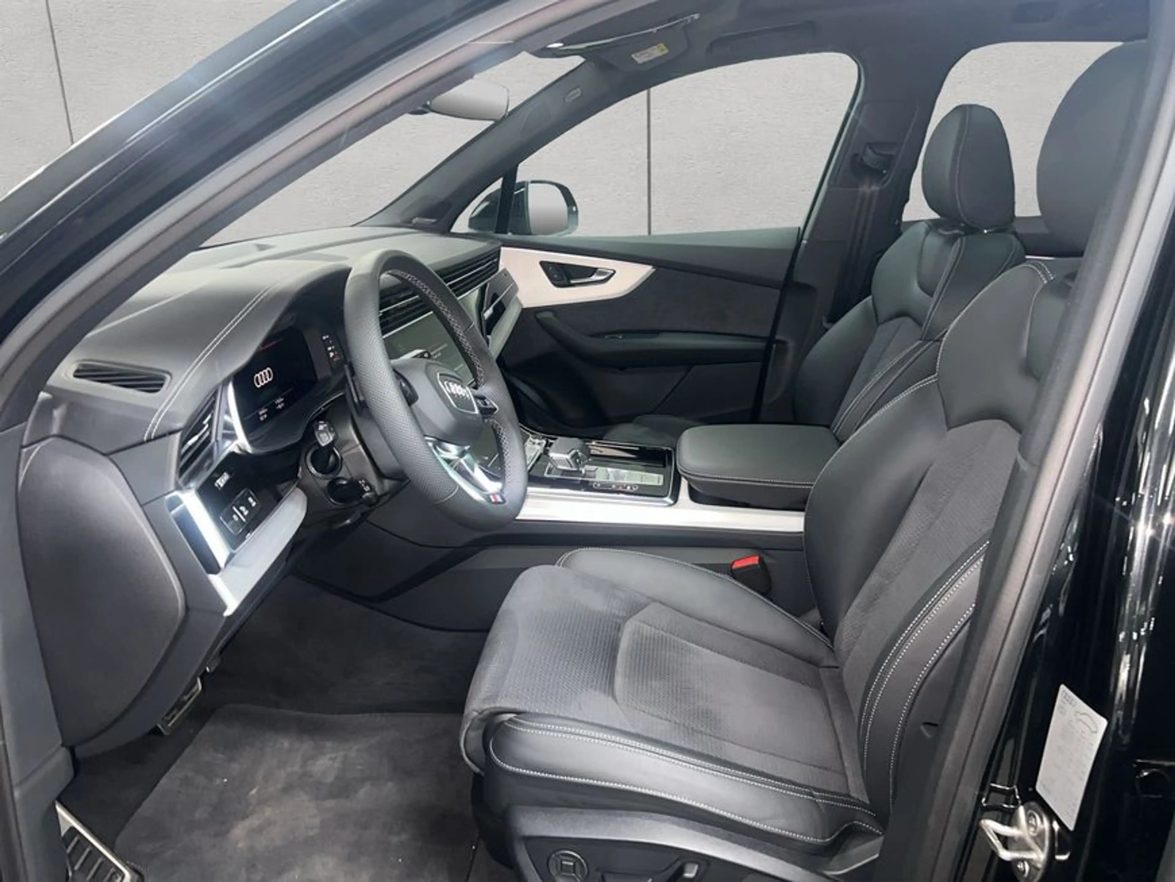Audi SQ7 SUV TFSI tiptronic — photo 10