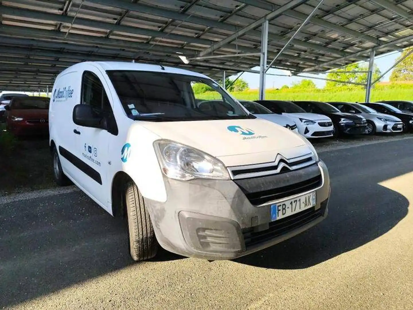 Citroen Berlingo BLUEHDI 100 BVM CLUB M Bílá - 1