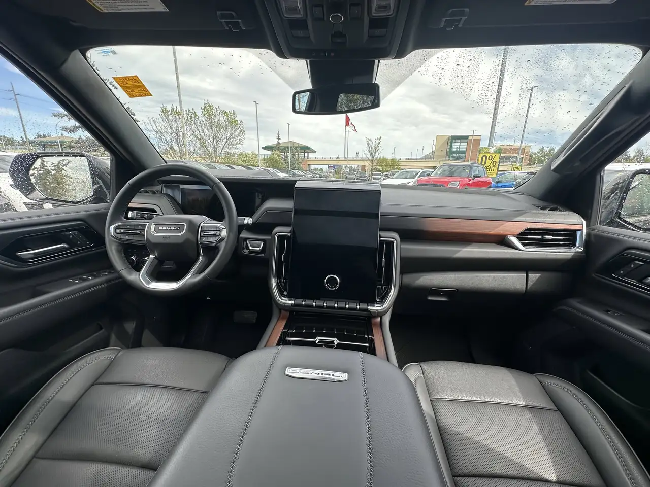 GMC Yukon снимка GMC Yukon