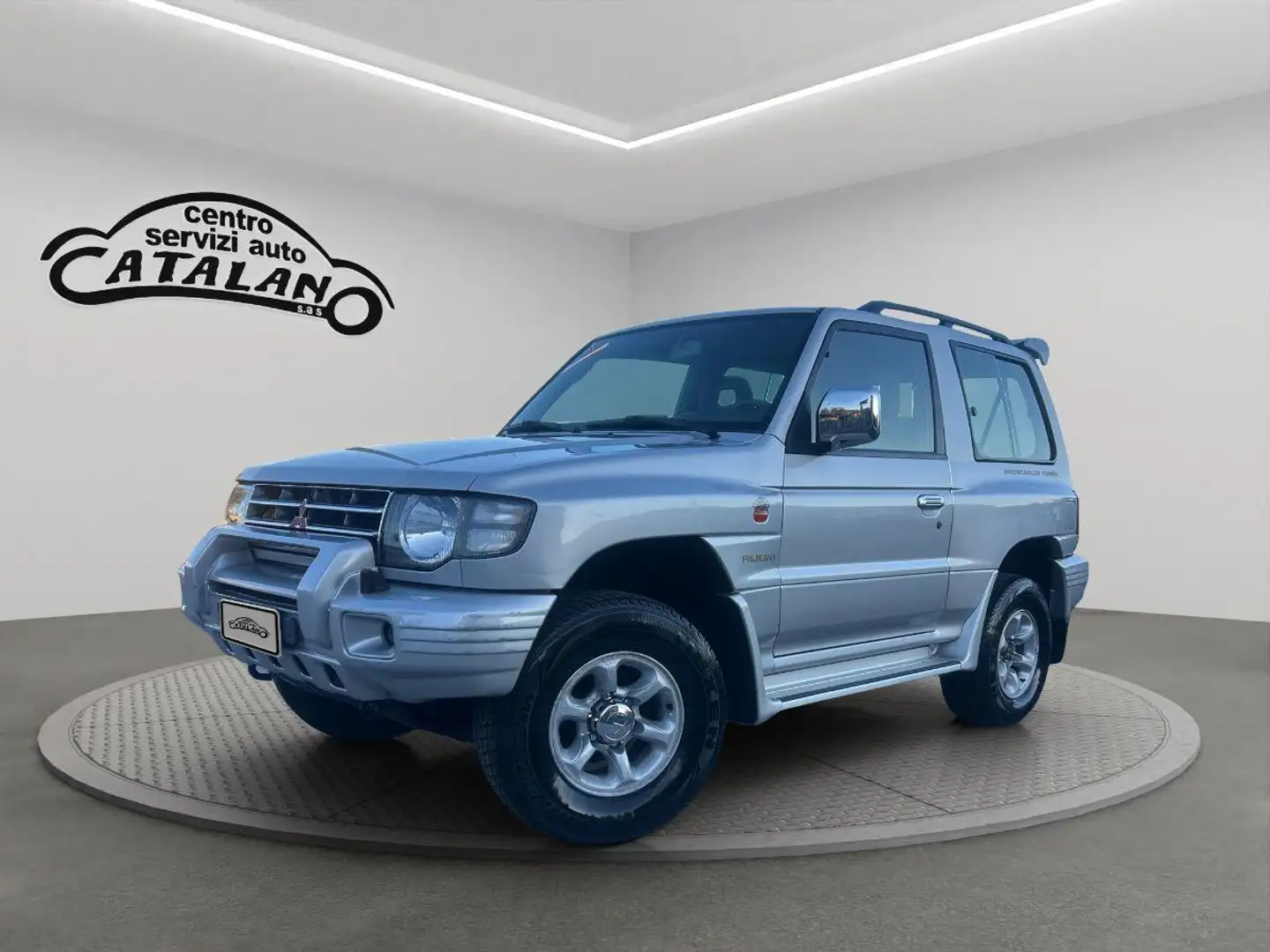 Mitsubishi Pajero 2.5 TDI Metal-top S.S. GLS Target Argent - 1