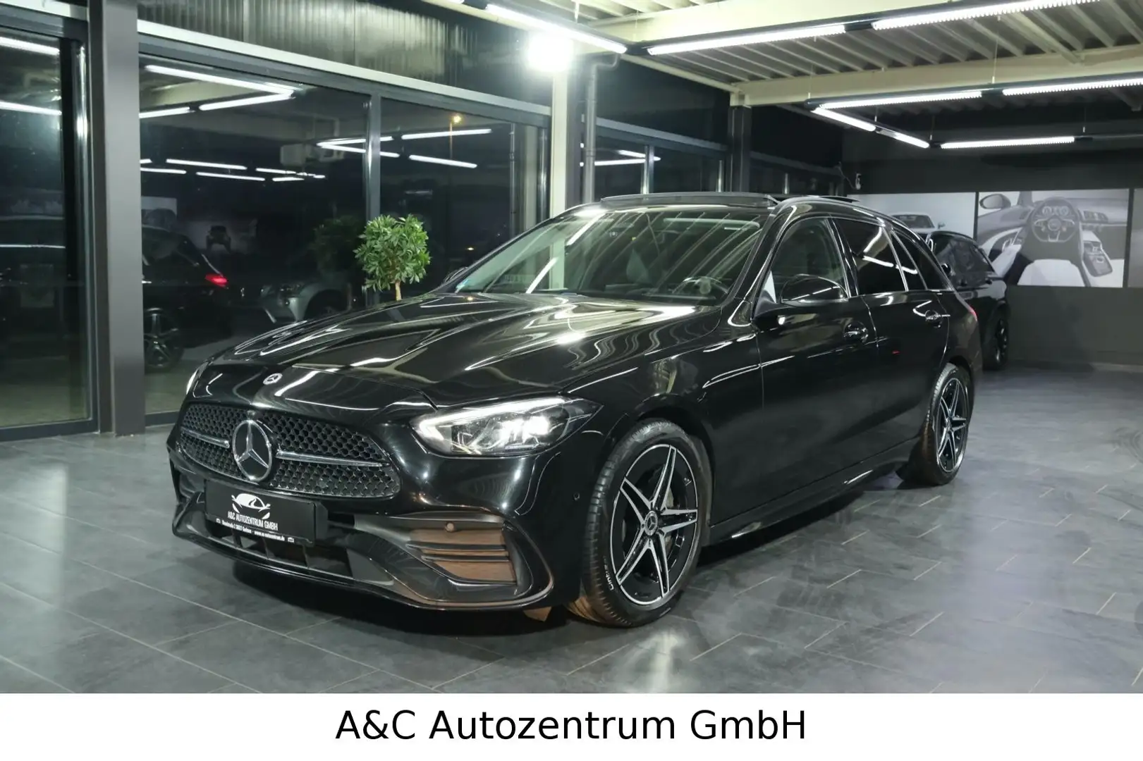 Mercedes-Benz C 220 d T-Modell AMG Line Schwarz - 1