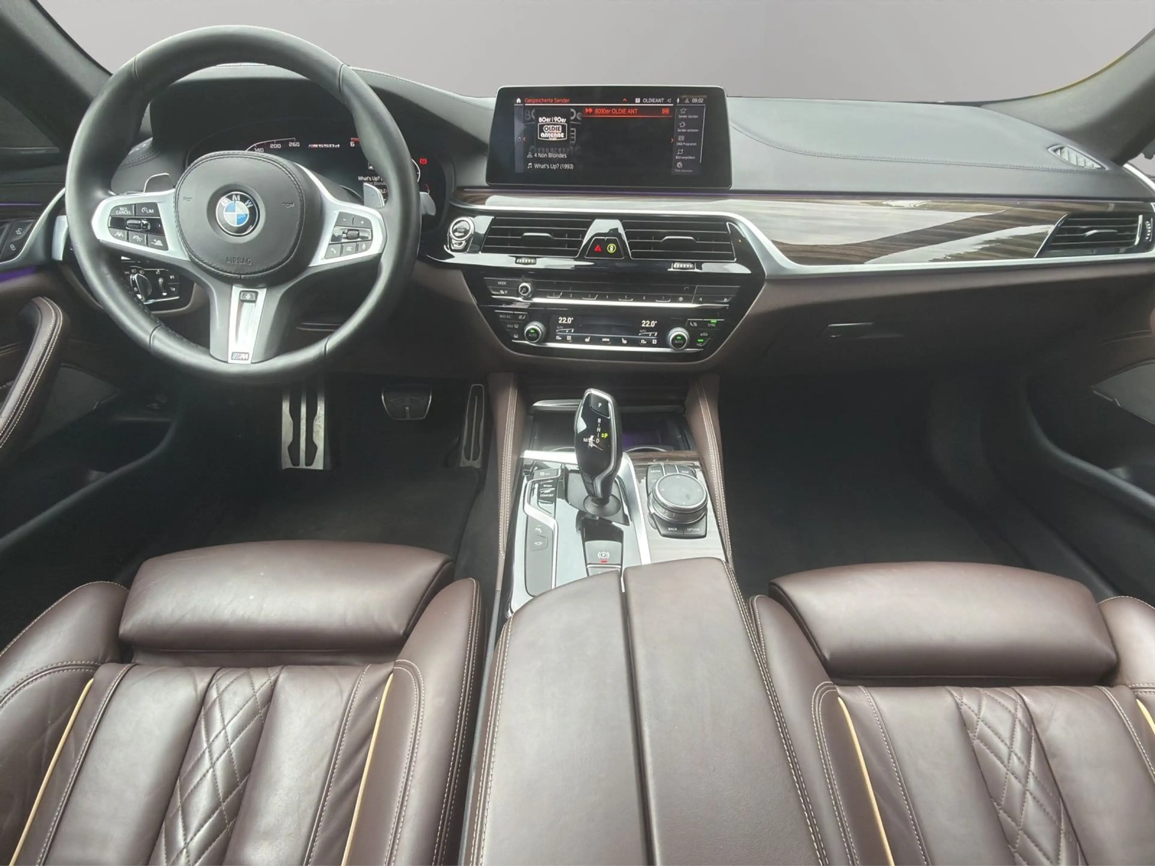BMW M550 d xDrive Aut. AHK+NAVI+LED+HARMAN/KARDON — photo 14