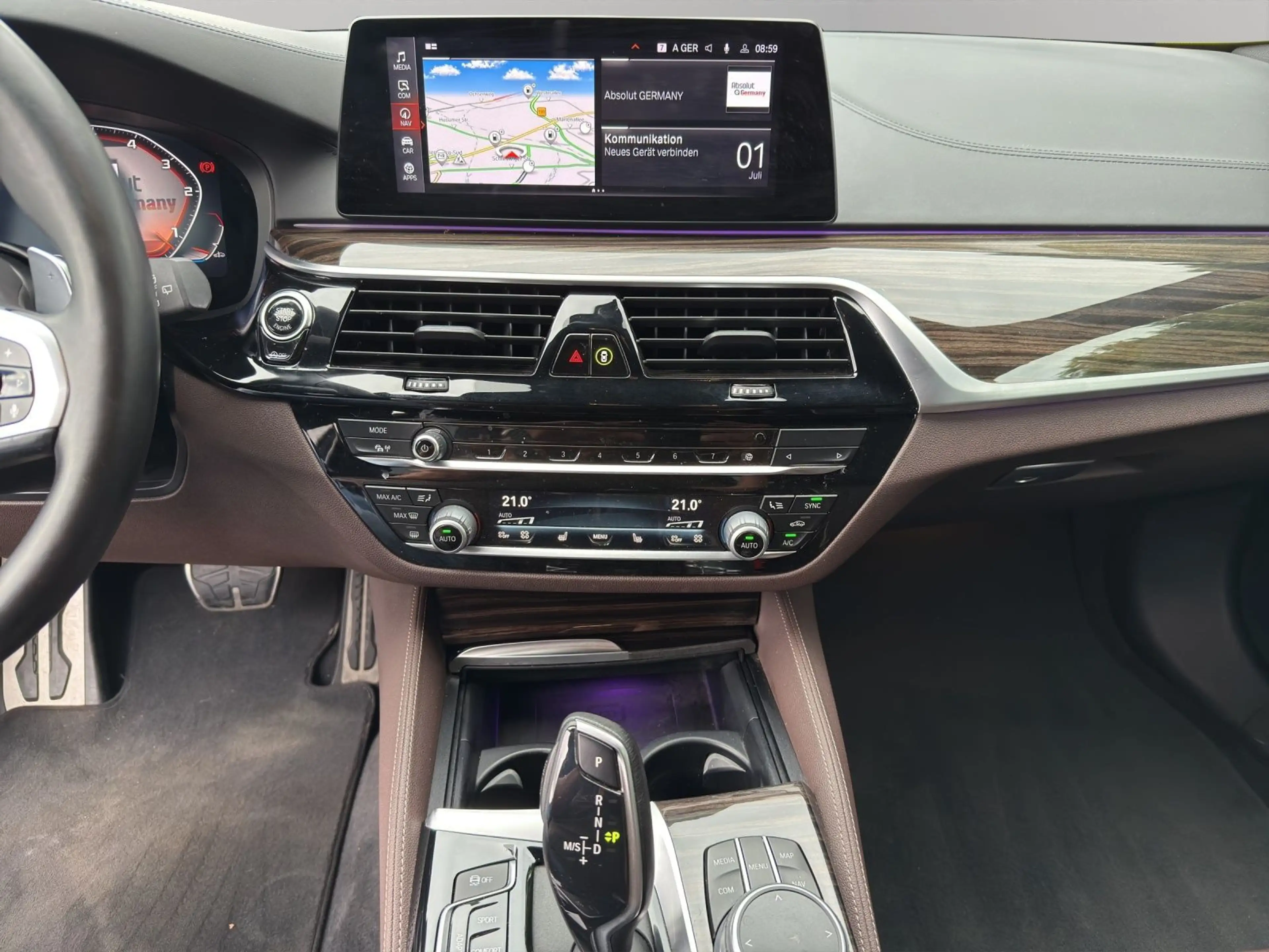 BMW M550 d xDrive Aut. AHK+NAVI+LED+HARMAN/KARDON — photo 12