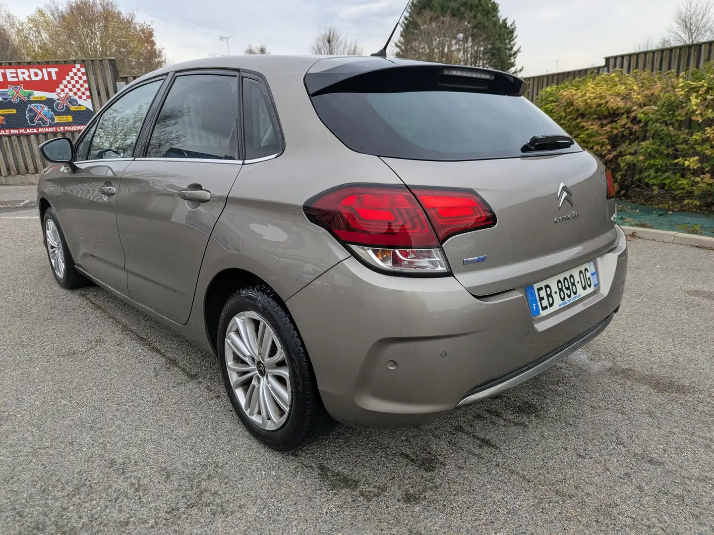 Citroen C4 C4 BlueHDi 100 Shine VO:559 Beige - 2