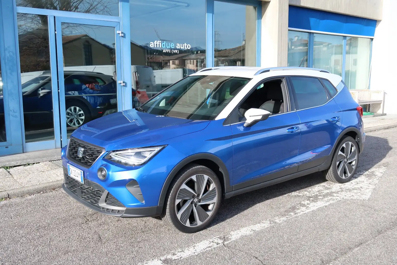 SEAT Arona 1.0 EcoTSI FR Blu/Azzurro - 1