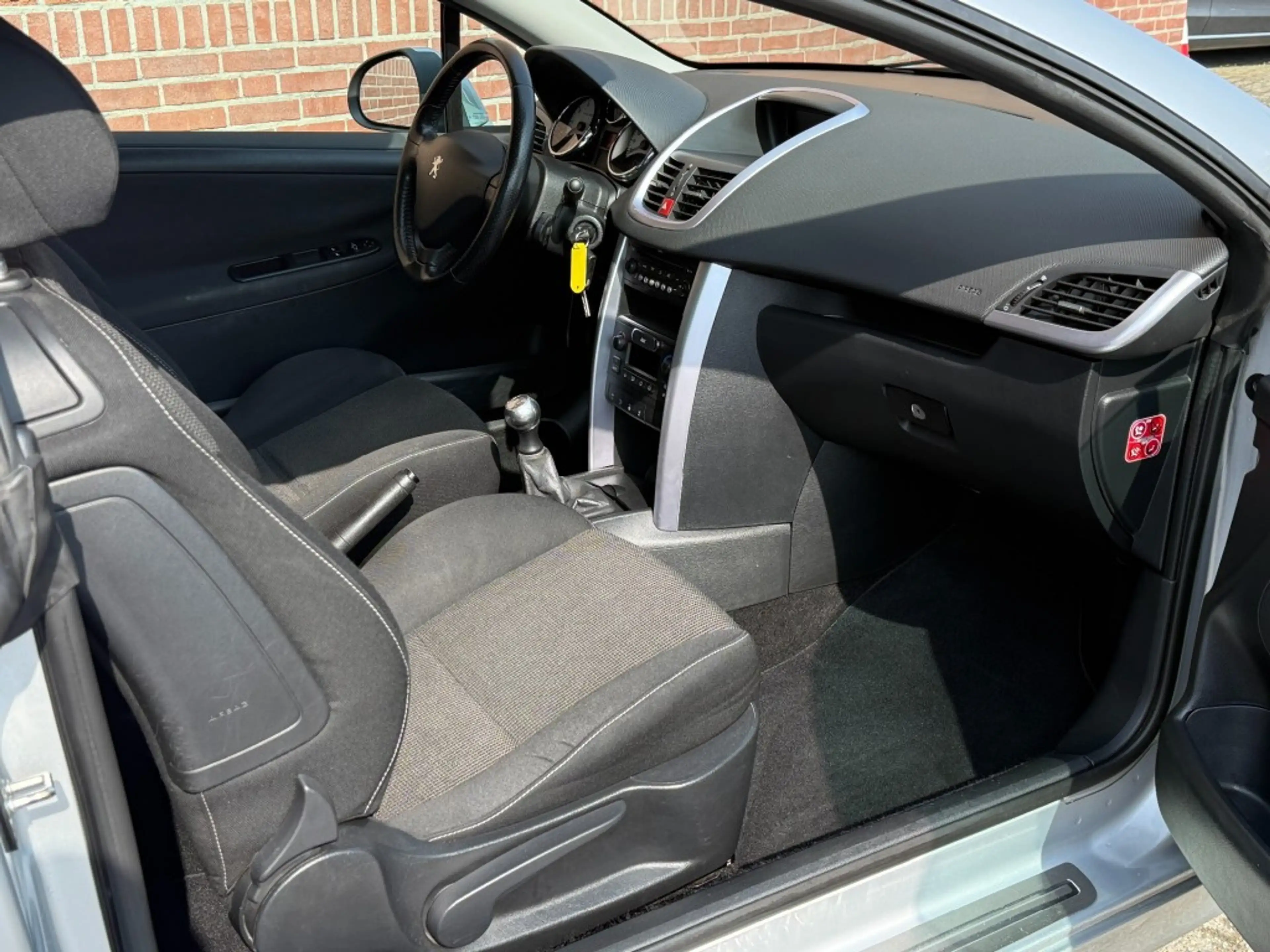 Peugeot 207 1.6 VTI XS — photo 5