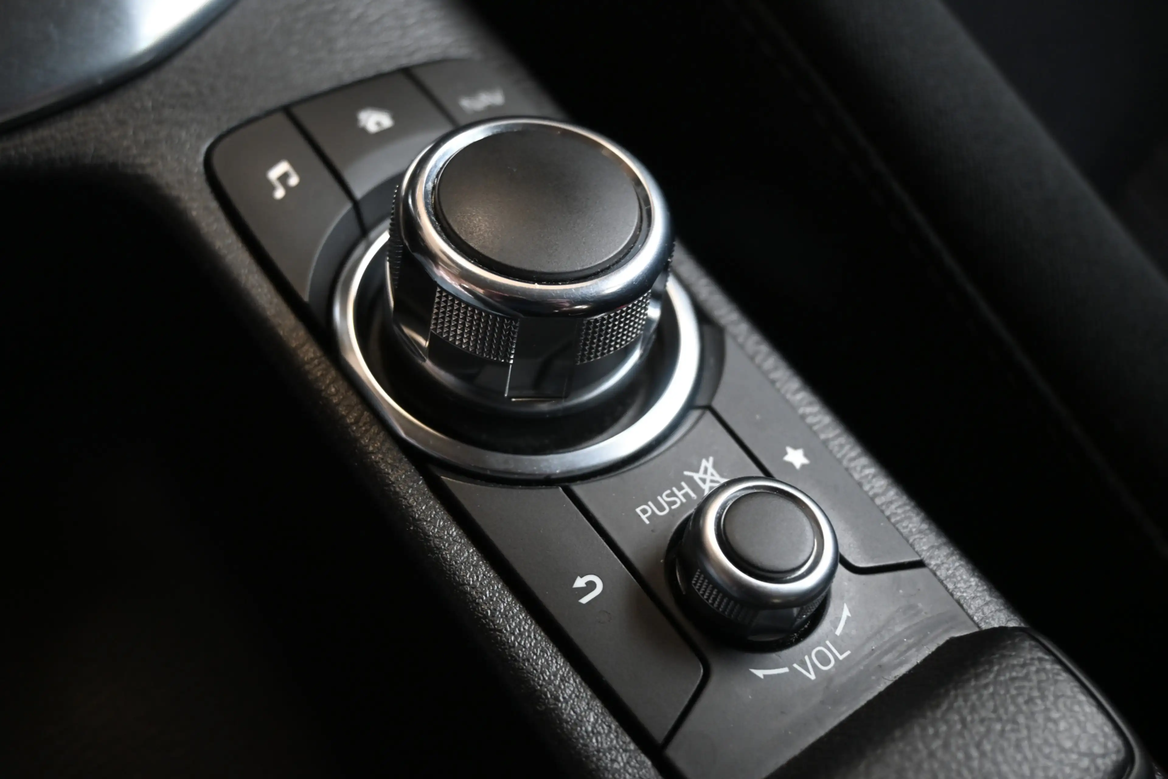 Mazda 2 1.5 Skyactiv-G 90pk TS+ | LED | Cruise | PDC | Sto — photo 28