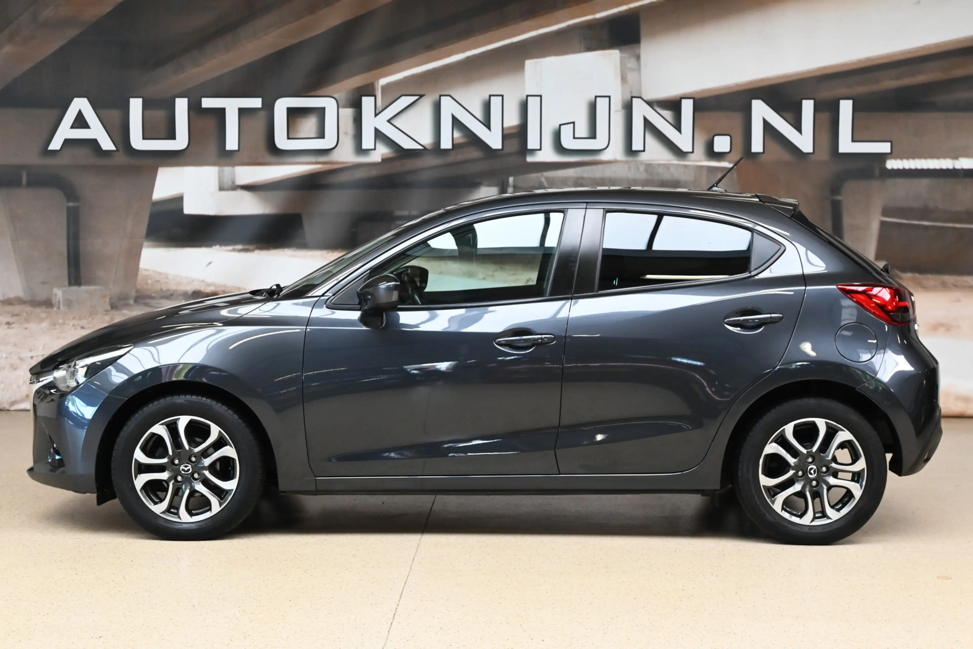 Mazda 2 1.5 Skyactiv-G 90pk TS+ | LED | Cruise | PDC | Sto — photo 5
