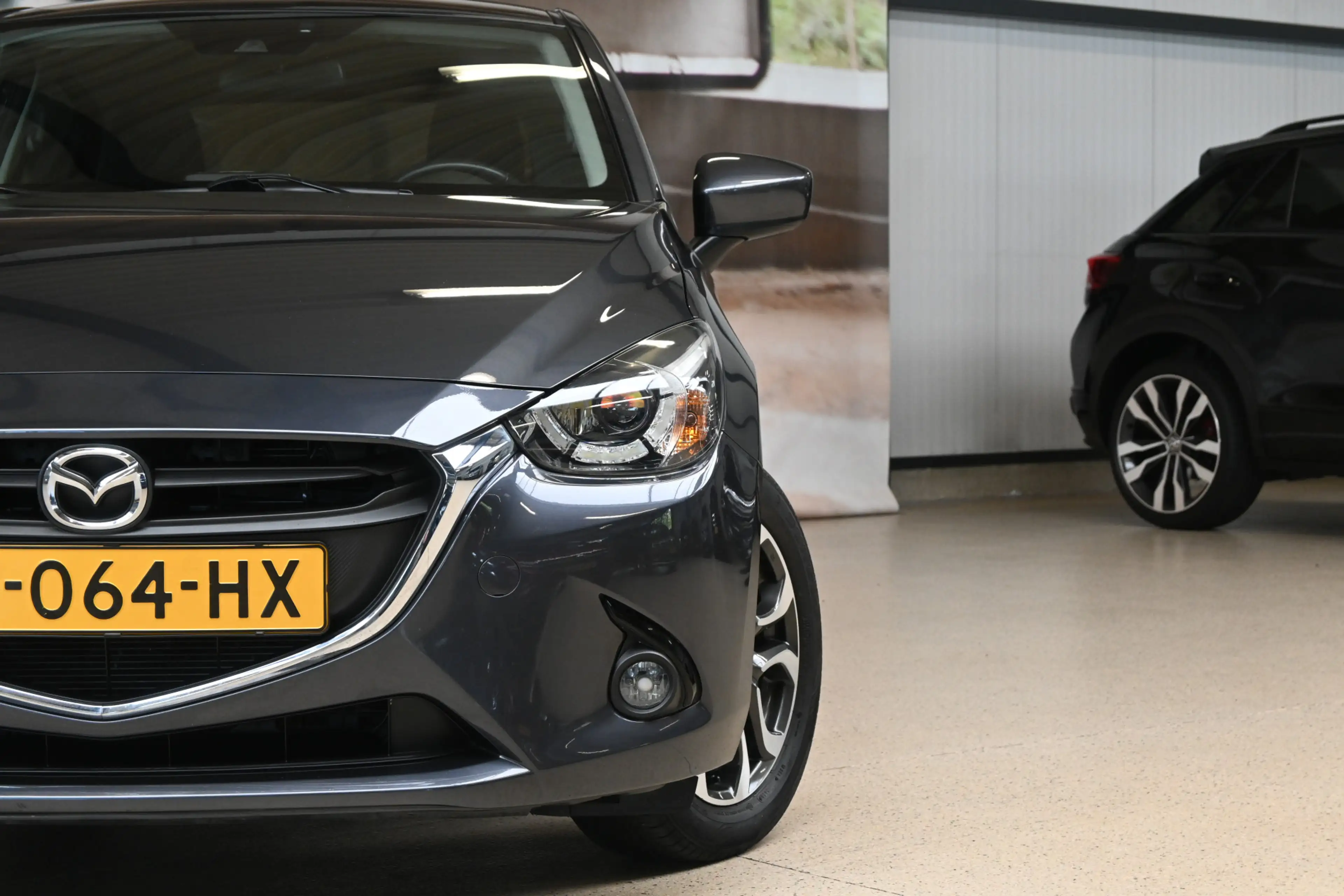 Mazda 2 1.5 Skyactiv-G 90pk TS+ | LED | Cruise | PDC | Sto — photo 4