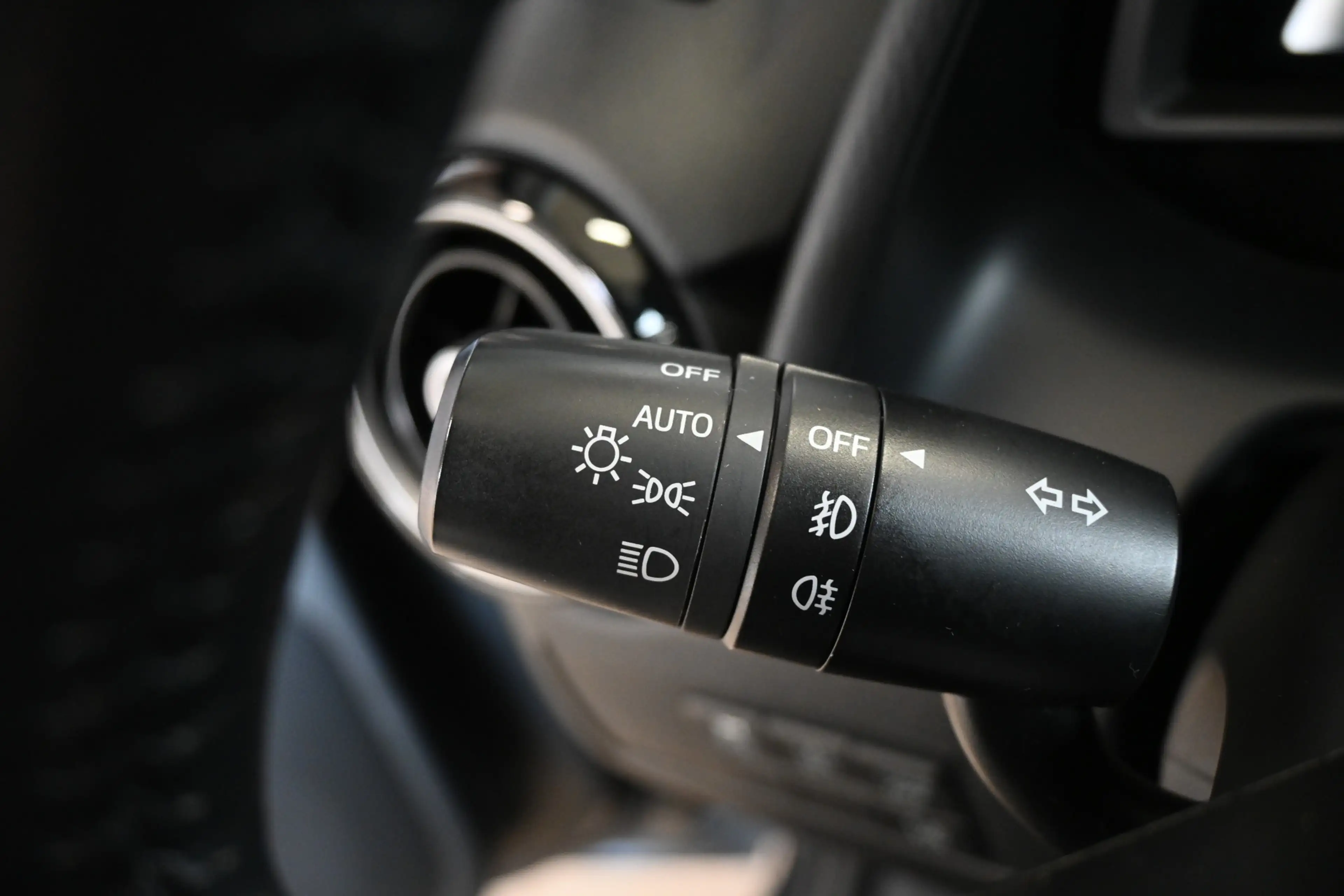 Mazda 2 1.5 Skyactiv-G 90pk TS+ | LED | Cruise | PDC | Sto — photo 23