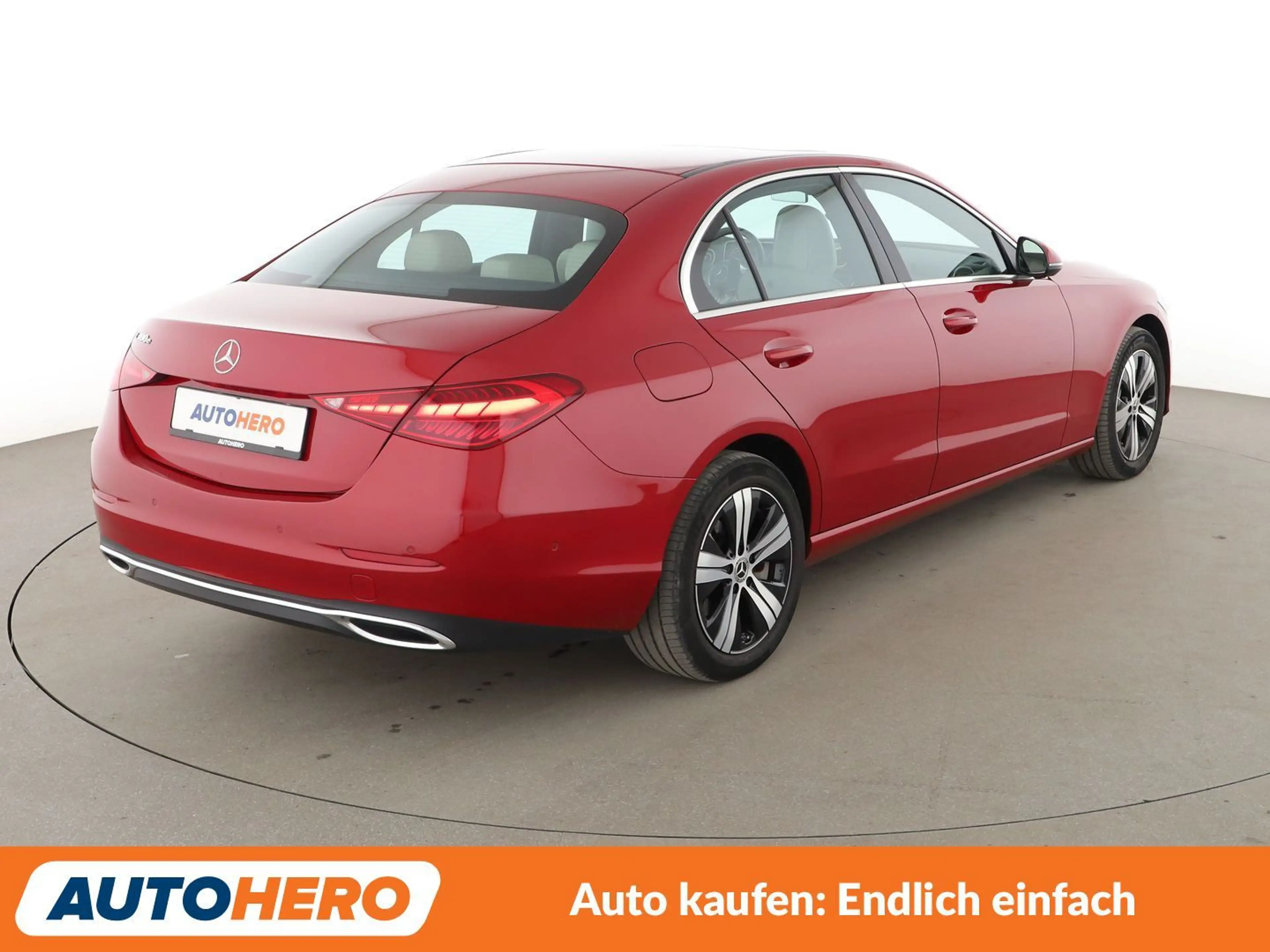 Mercedes-Benz C 300 C300e Avantgarde Aut.*NAVI*LED*TEMPO*PDC*SHZ* — photo 6