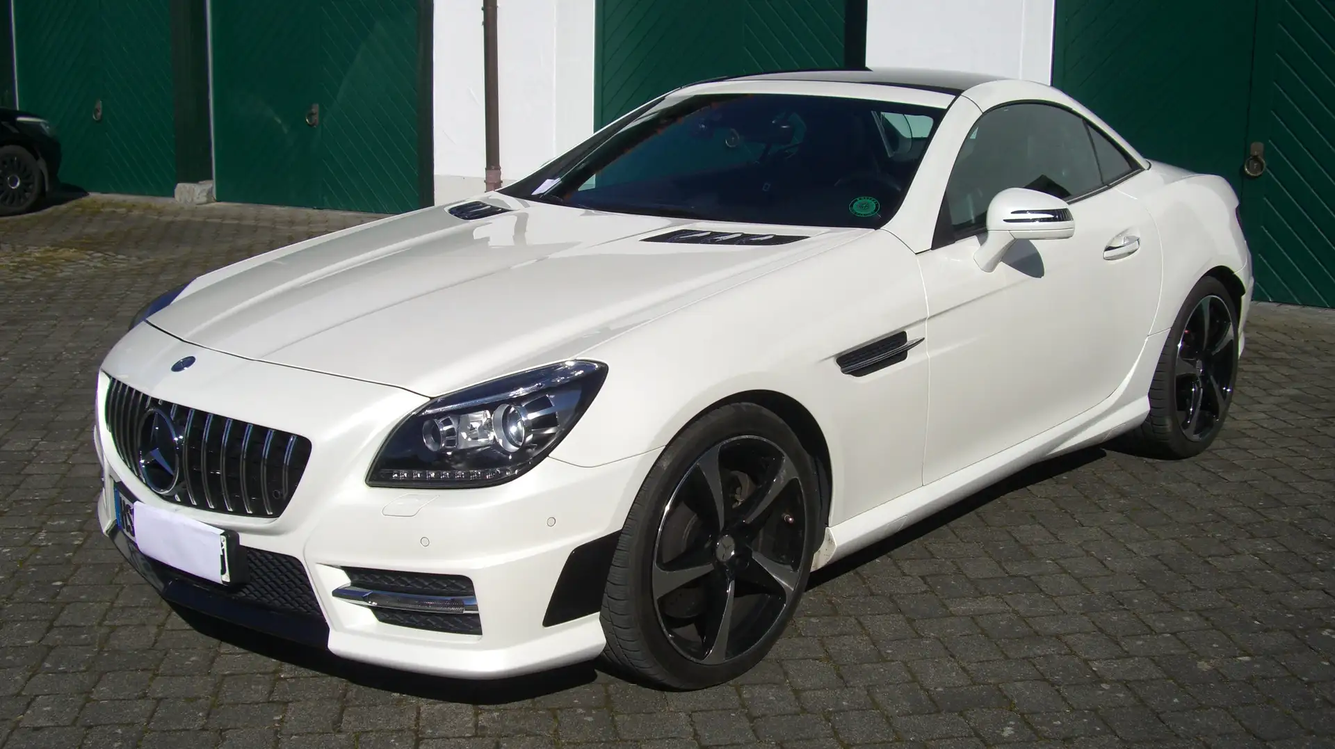 Mercedes-Benz SLK 350 SLK 350 (BlueEFFICIENCY) 7G-TRONIC bijela - 2