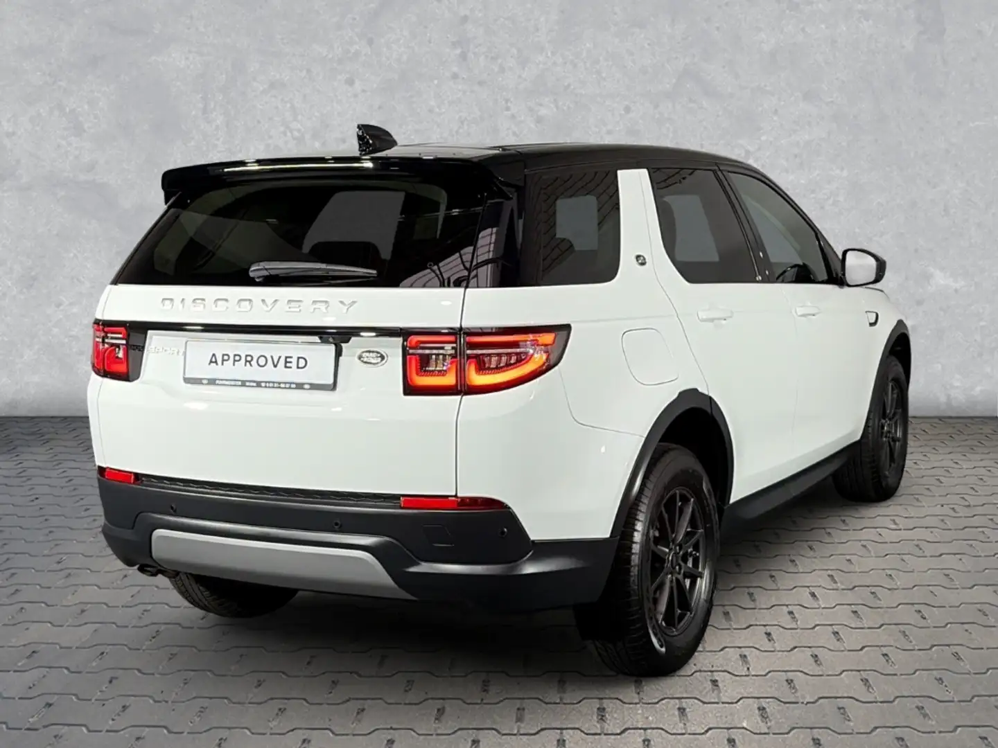 Land Rover Discovery Sport D150 FWD DAB, 5+2 Sitzer, Shz, ClearSight Weiß - 2