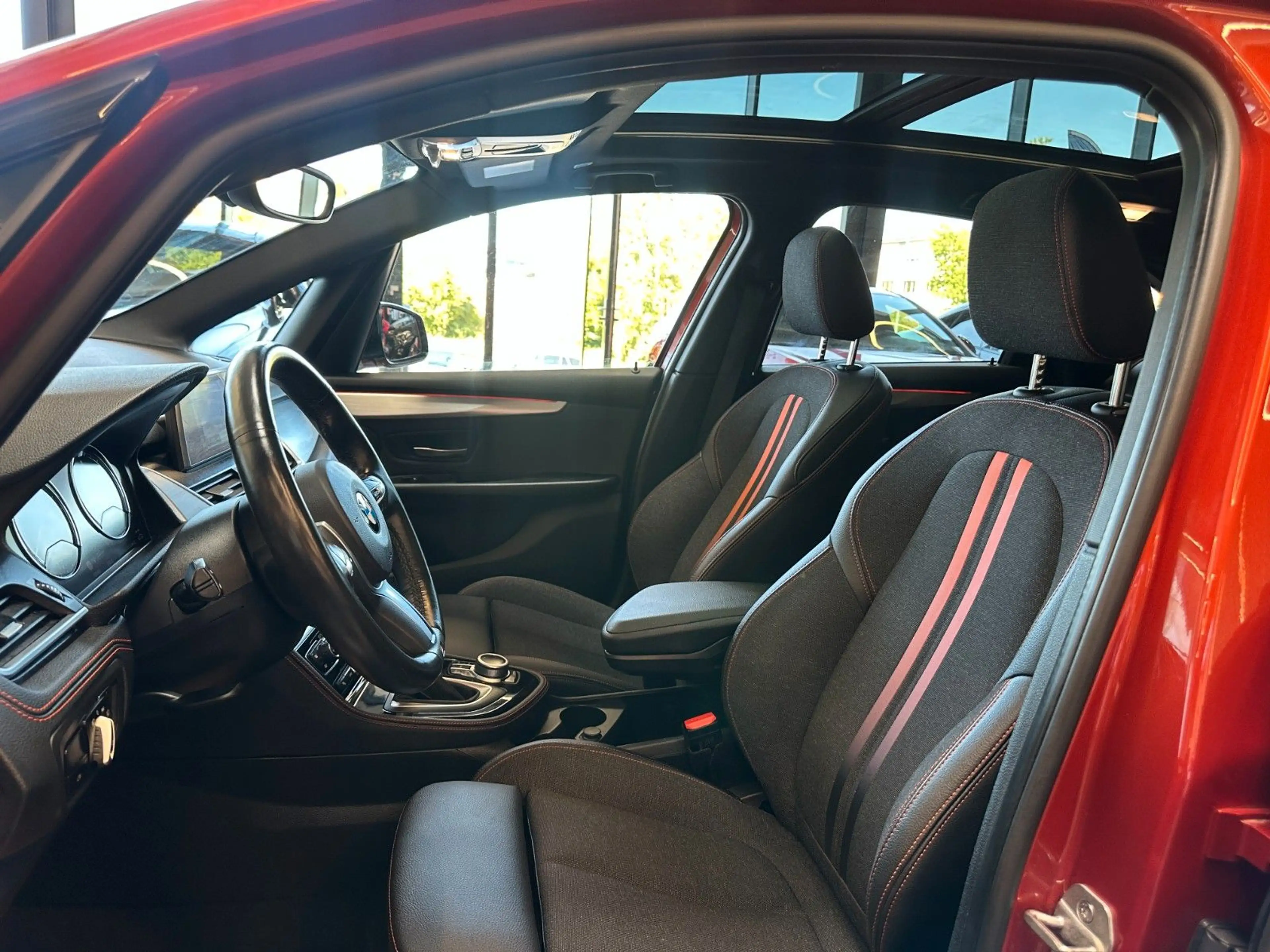 BMW 225 Sport Line *Pano*Navi*LED* — photo 11