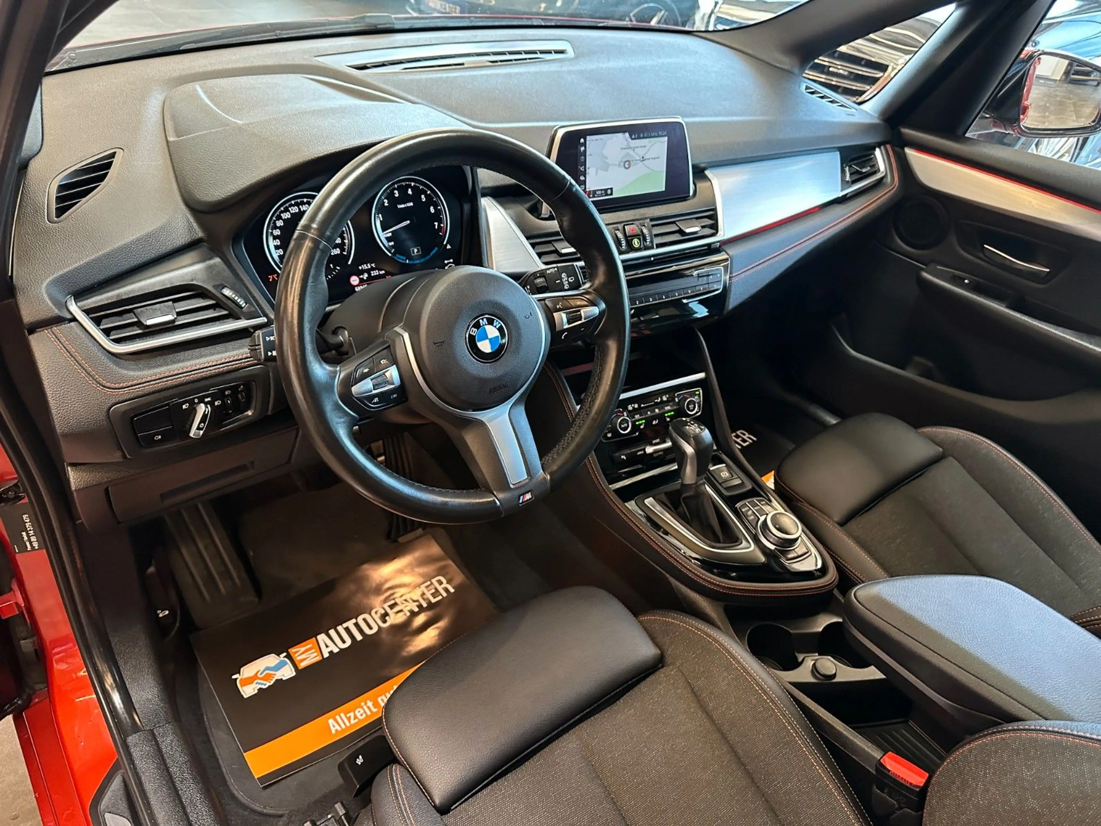 BMW 225 Sport Line *Pano*Navi*LED* — photo 10