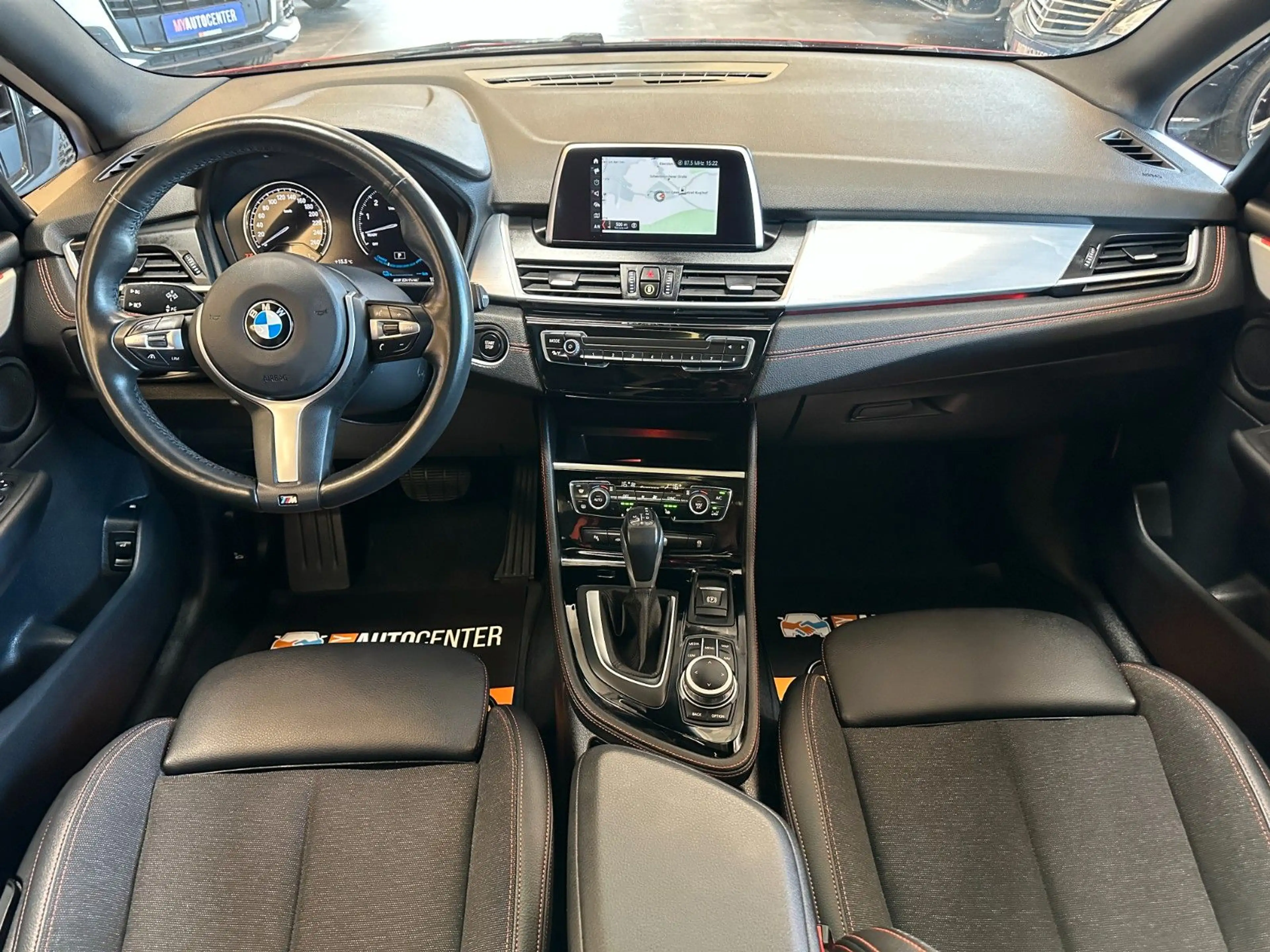 BMW 225 Sport Line *Pano*Navi*LED* — photo 6
