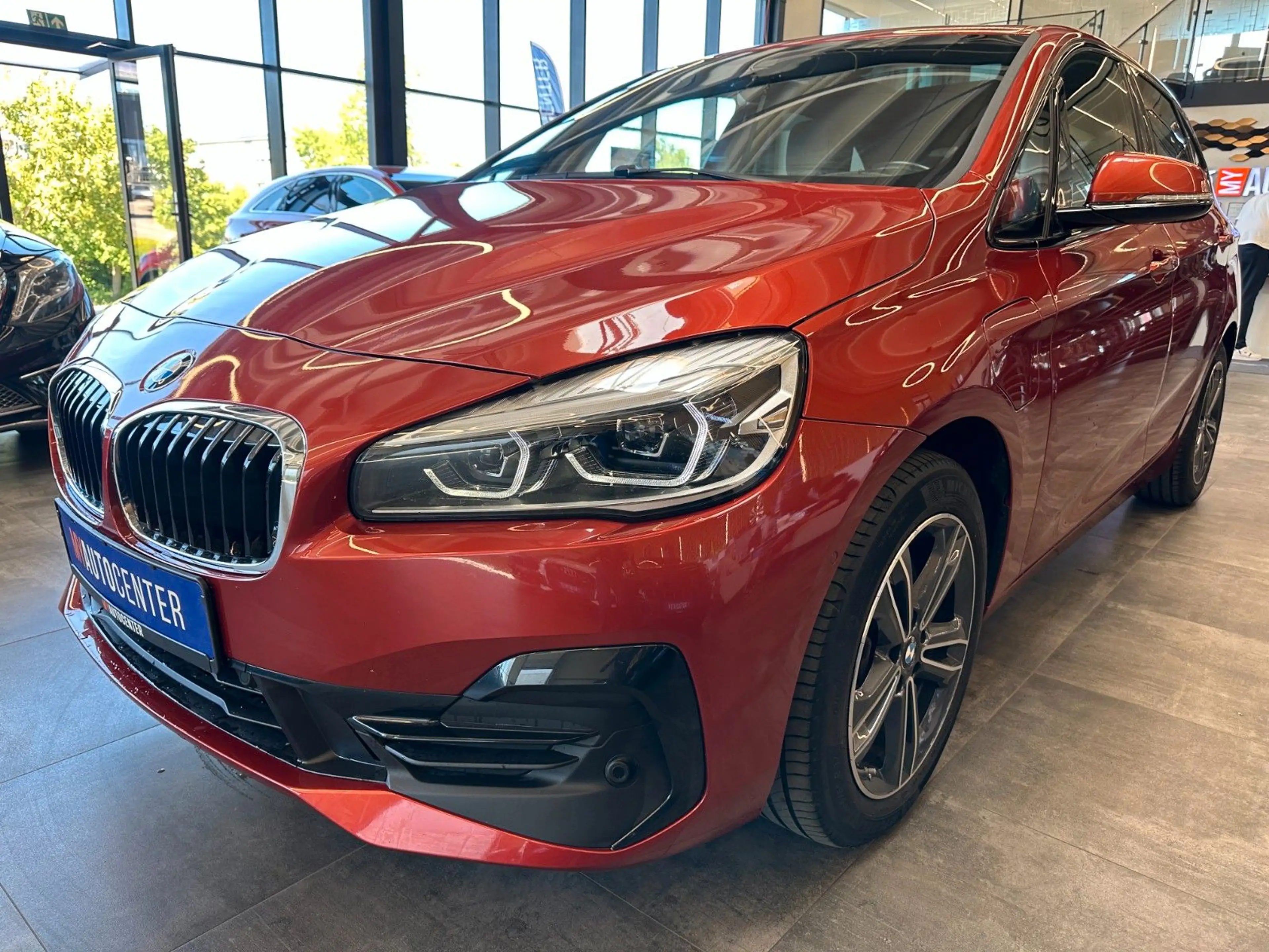 BMW 225 Sport Line *Pano*Navi*LED* — photo 4