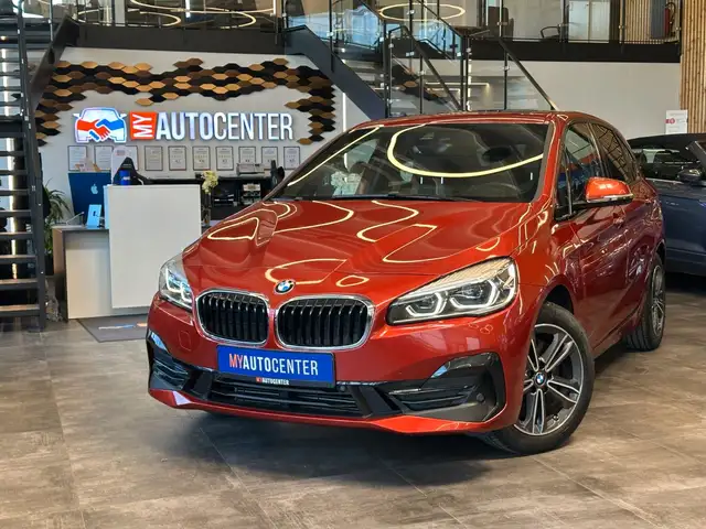 BMW 225 Sport Line *Pano*Navi*LED*