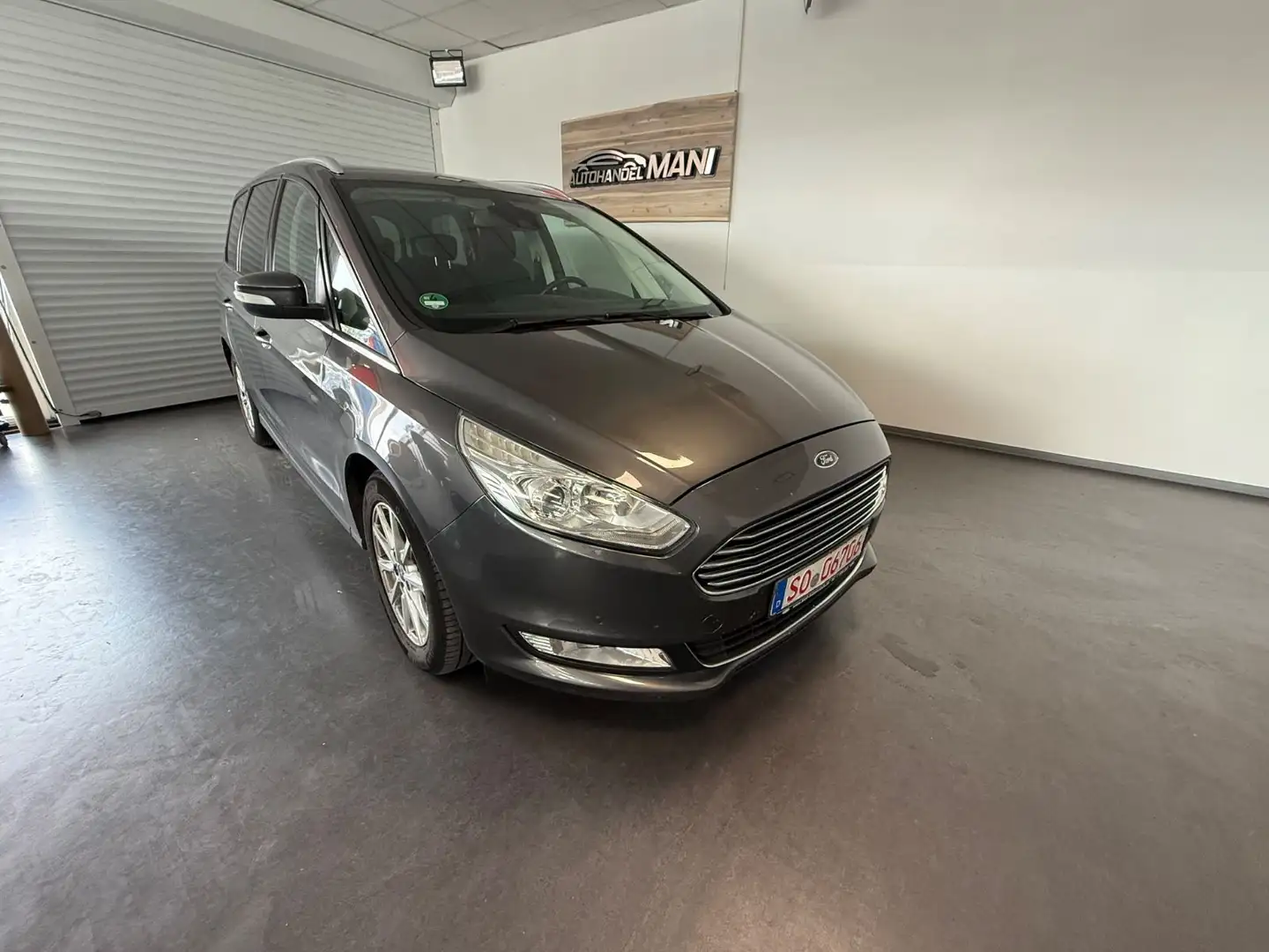 Ford Galaxy Titanium/AHK/7-Sitzen/Kamera/PDC/Tempomat Schwarz - 1