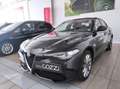Alfa Romeo Giulia (2016) - Giulia 2.0 Turbo 280 CV AT8 AWD Q4 Ti Nero - thumbnail 2