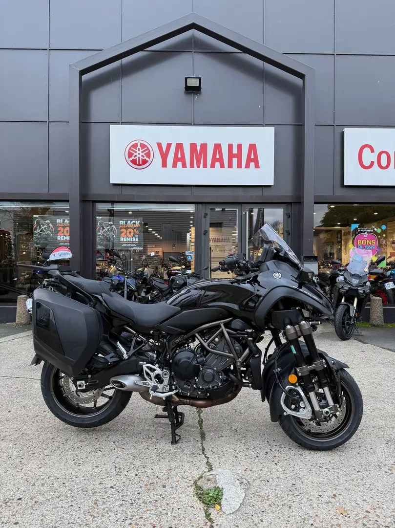 Yamaha Niken Noir - 2