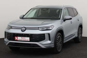 LIFE 30Y 1.5 e-TSI DSG MHEV + 7PL. + CARPLAY + CAM