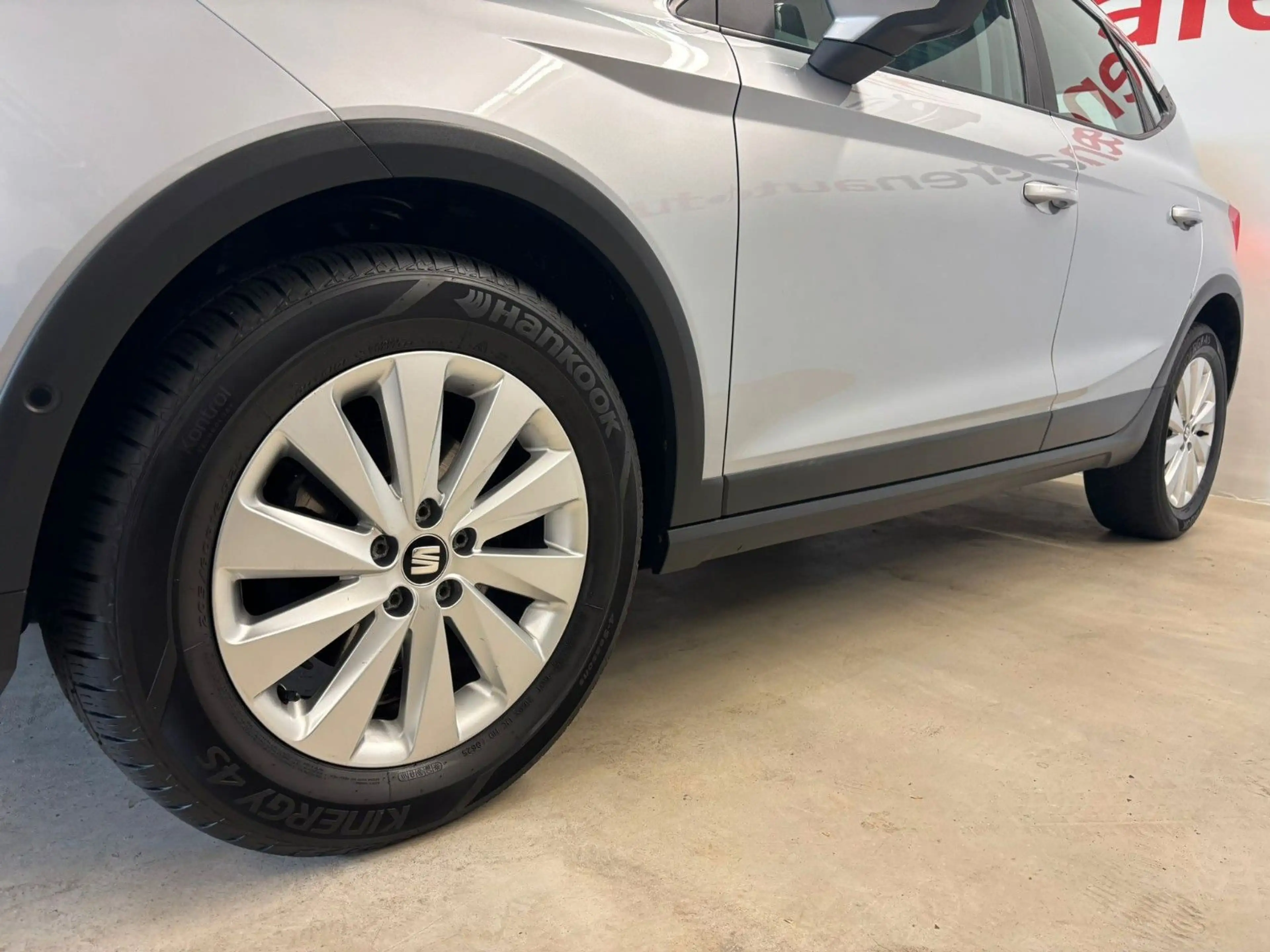 SEAT Arona Style**NAVI**SHZ**PDC**R-KAMERA** — photo 7