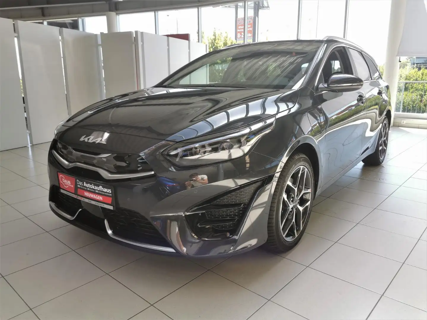 Kia Ceed SW / cee'd SW 1.6 Plug-in-Hybrid DCT6 Platinum GD Szürke - 1