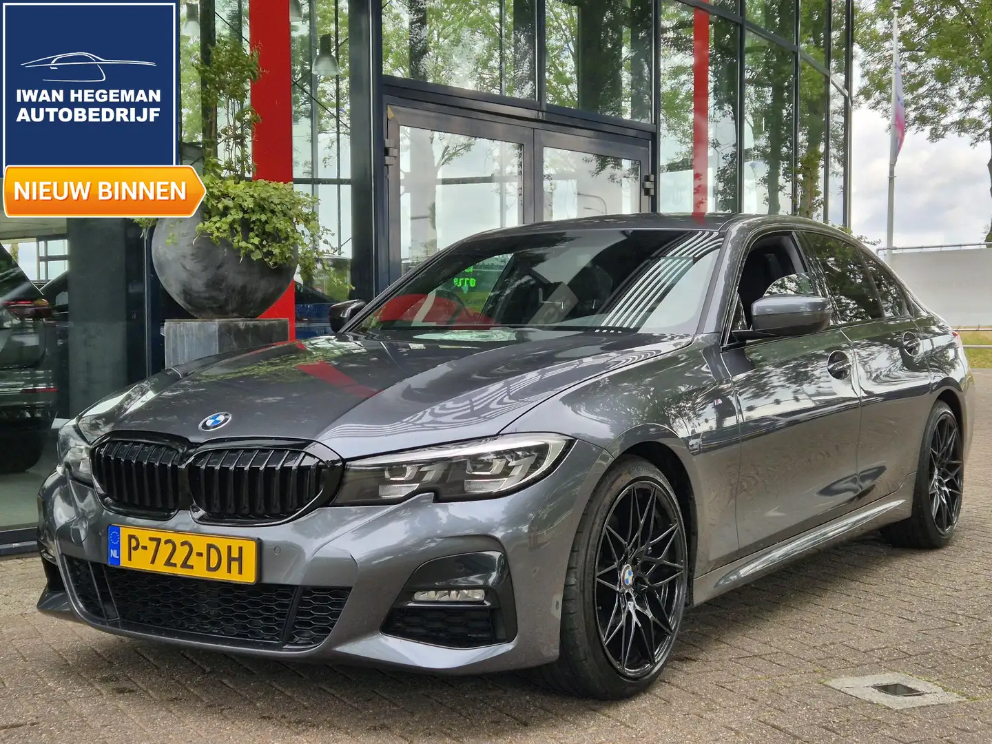 BMW 330 3-serie 330i High Executive M-Sport AUTOMAAT | Nav Grijs - 1