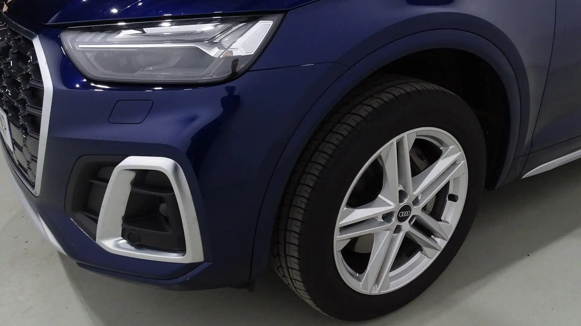 Audi Q5 55 TFSIe S line quattro-ultra S tronic Bleu - 2