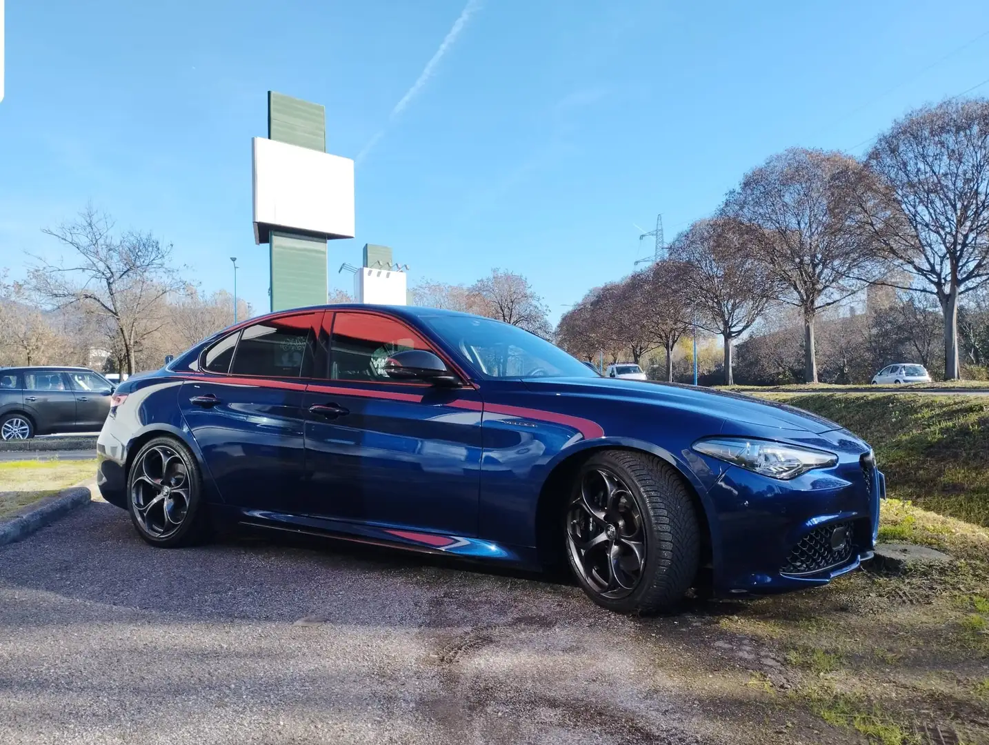 Alfa Romeo Giulia 2.0 t Veloce Q4 280cv awd auto my19 Blu/Azzurro - 1