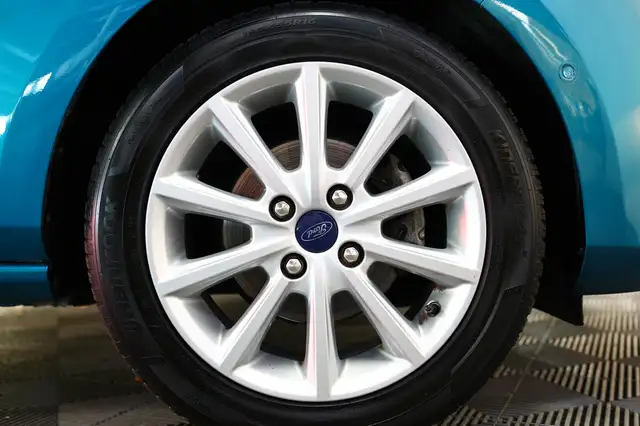 Ford Fiesta view 4