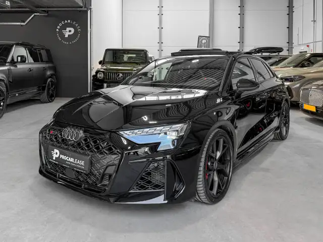 Audi RS3 Sportback 2.5 TFSI quattro/Pano/CARBON19/360°/SONO