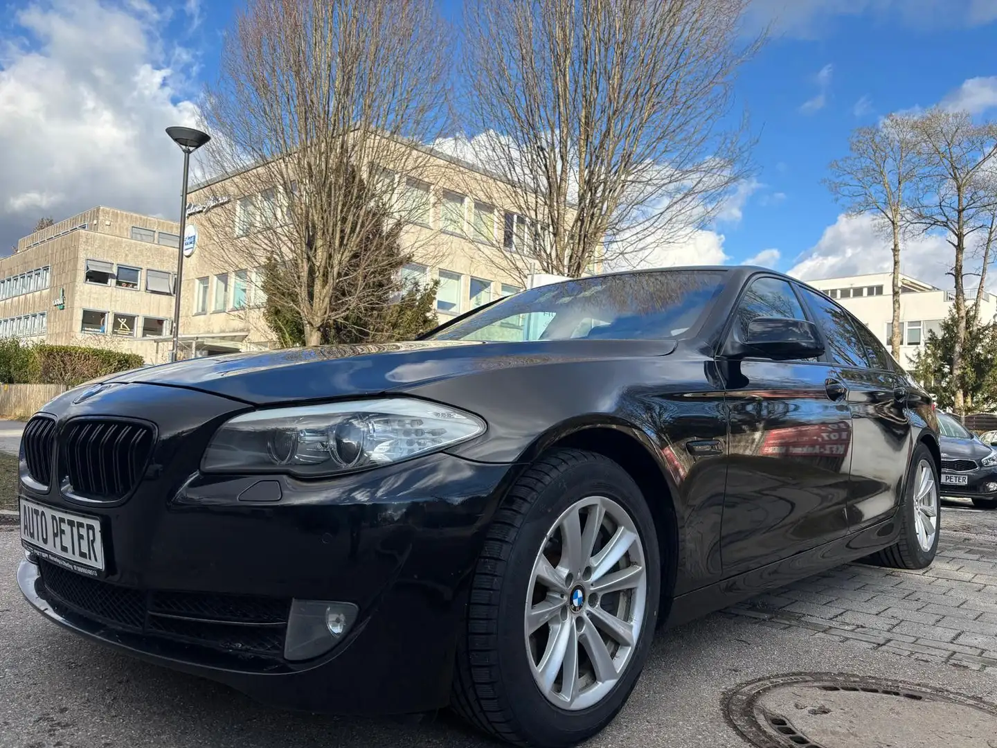 BMW 525 Baureihe 5 Lim. 525 d Schwarz - 1