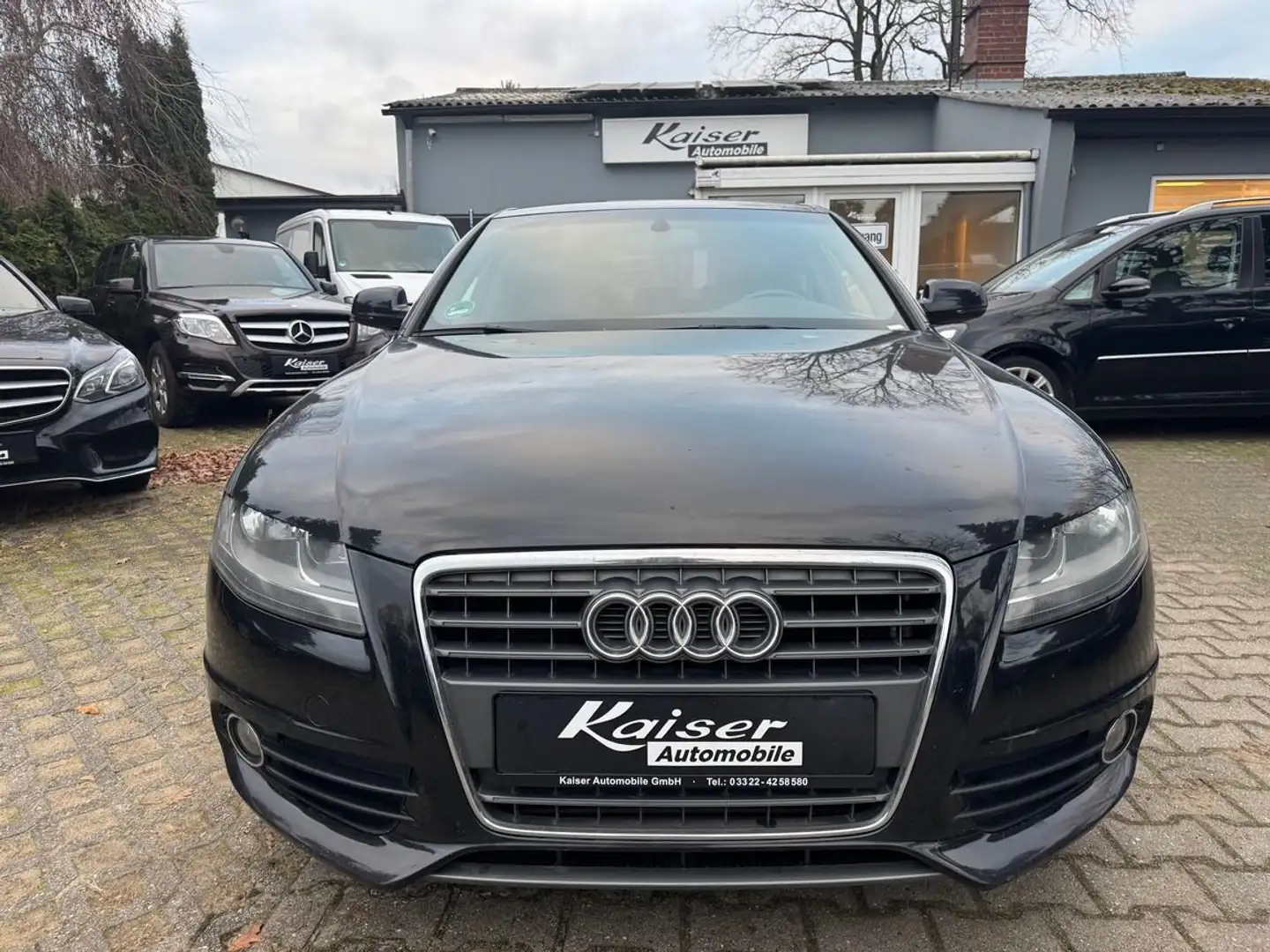 Audi A4 S line Sportpaket / plus-Navi-PDC-8xAlu-Isofix Schwarz - 2