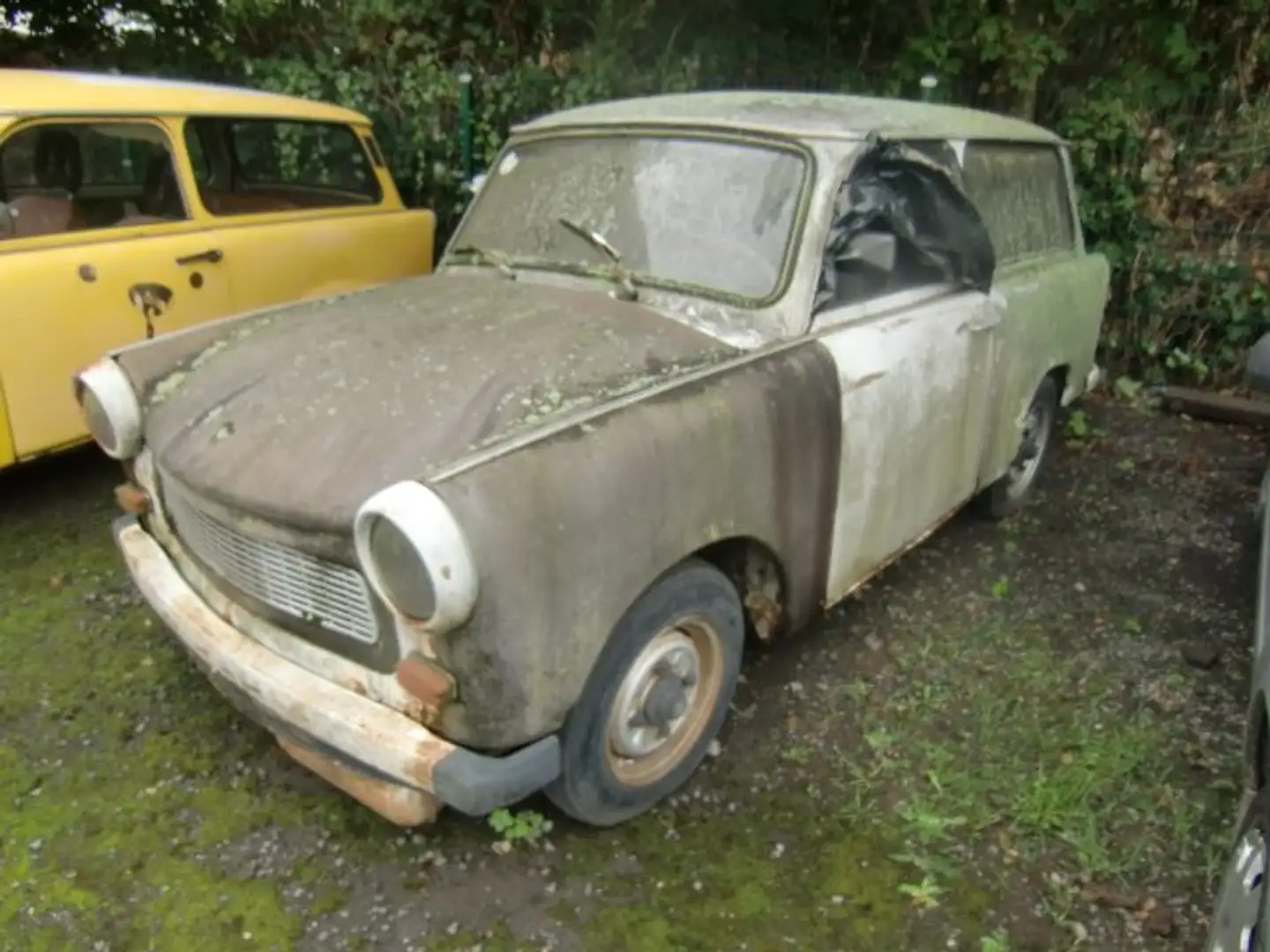 Trabant P601 Kombi , mit AHK, Lost Places, Dekoration Grey - 2
