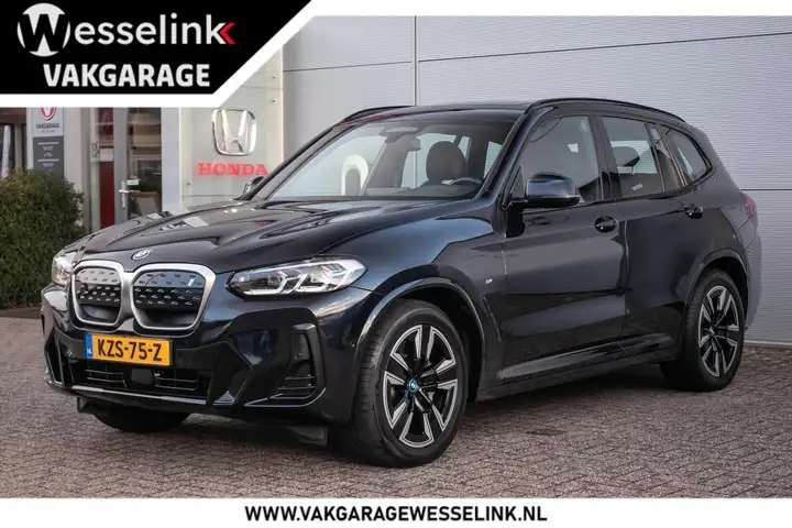BMW iX3 Executive 80 kWh - Dealerond. | Leder | Schuif/kan