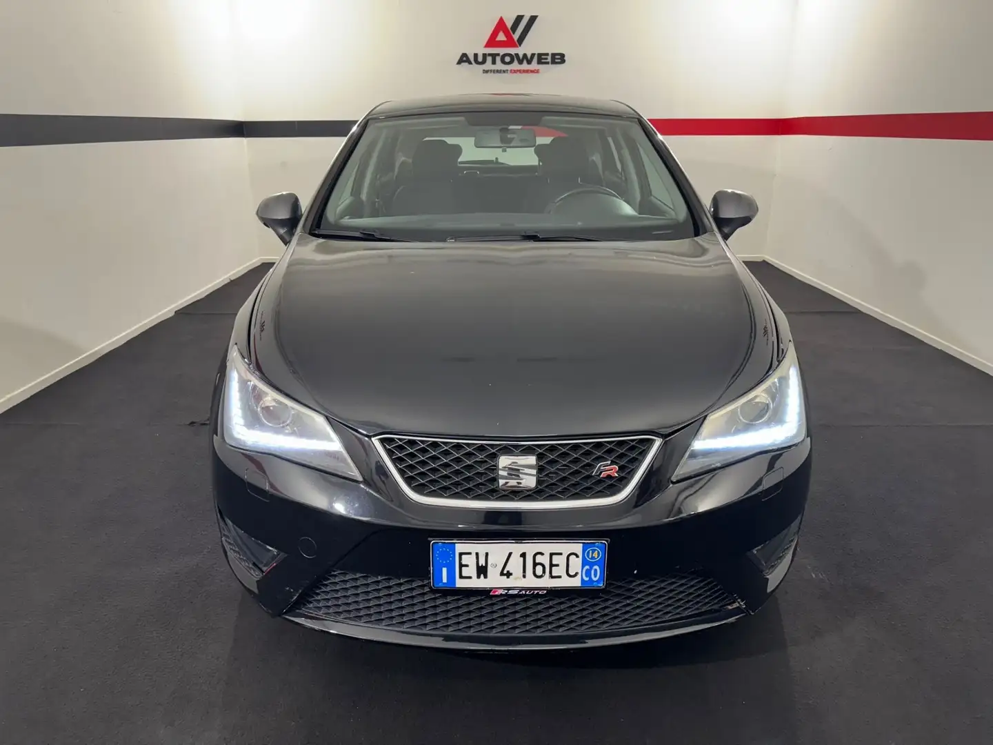 SEAT Ibiza Ibiza 1.2 TSI 86 CV 5 porte FR Noir - 2